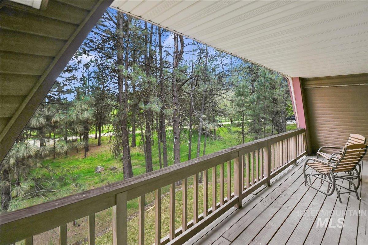 76 W Castle Creek Rd Property Photo 23