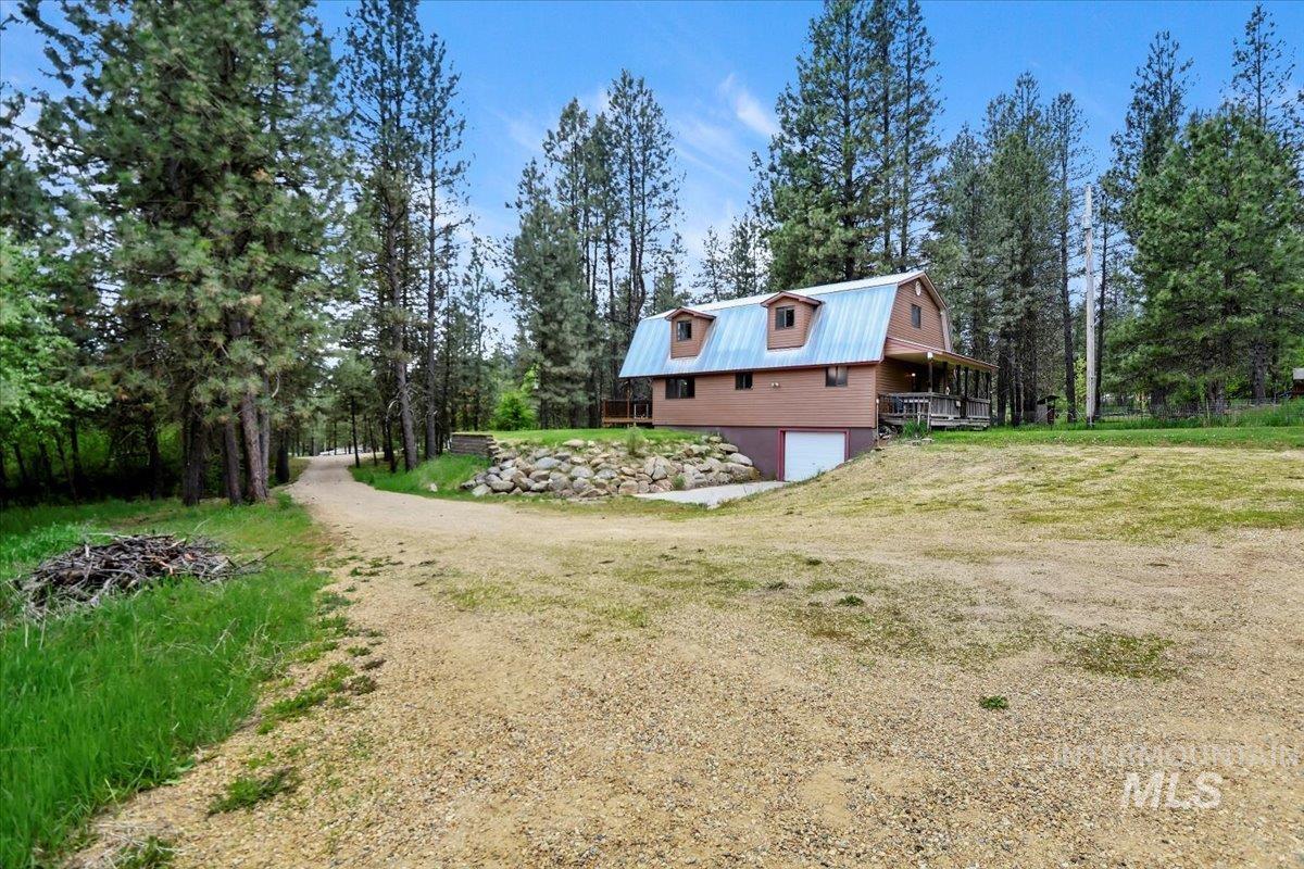 76 W Castle Creek Rd Property Photo 38