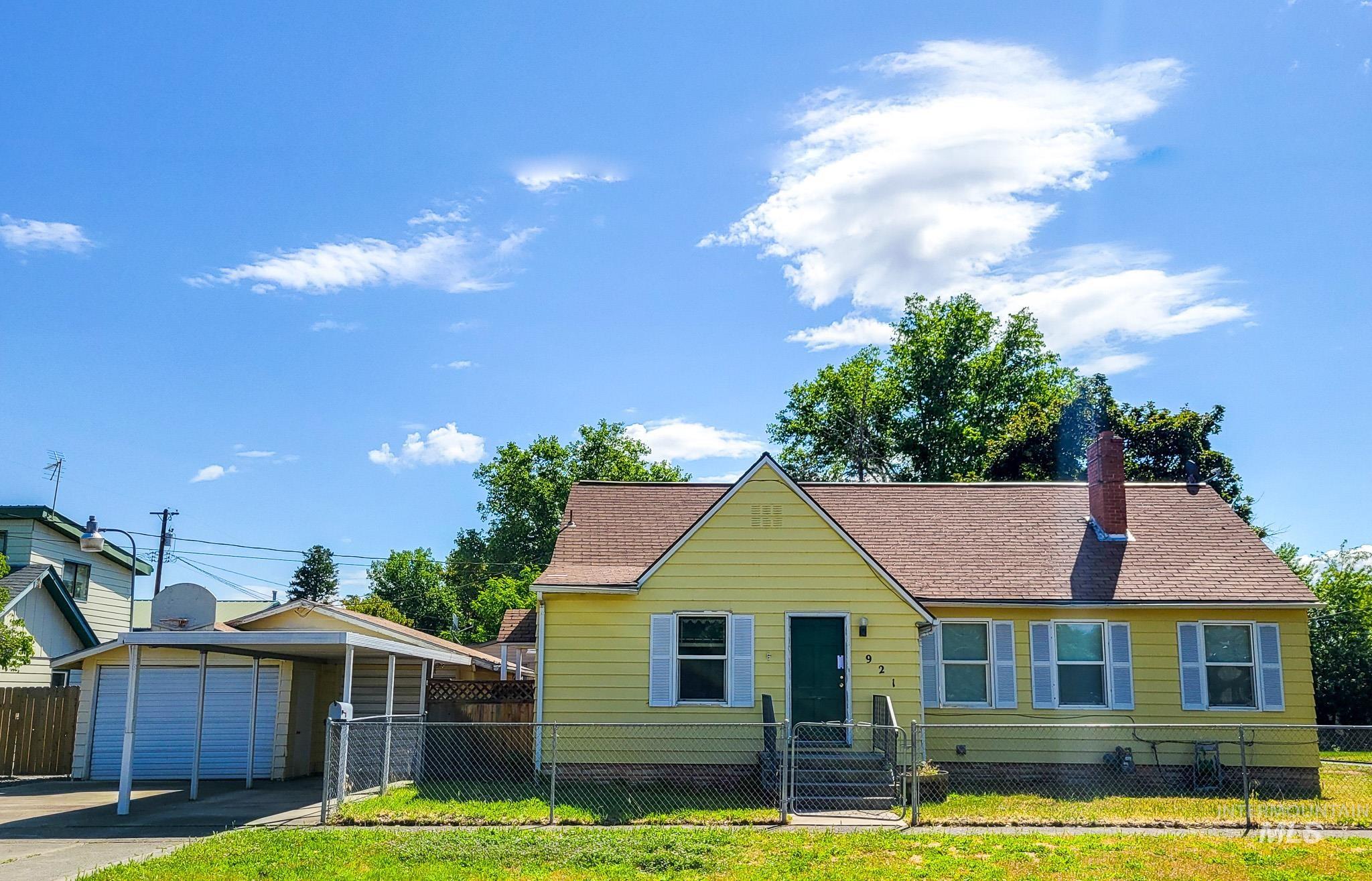 921 14th Street Property Photo 1