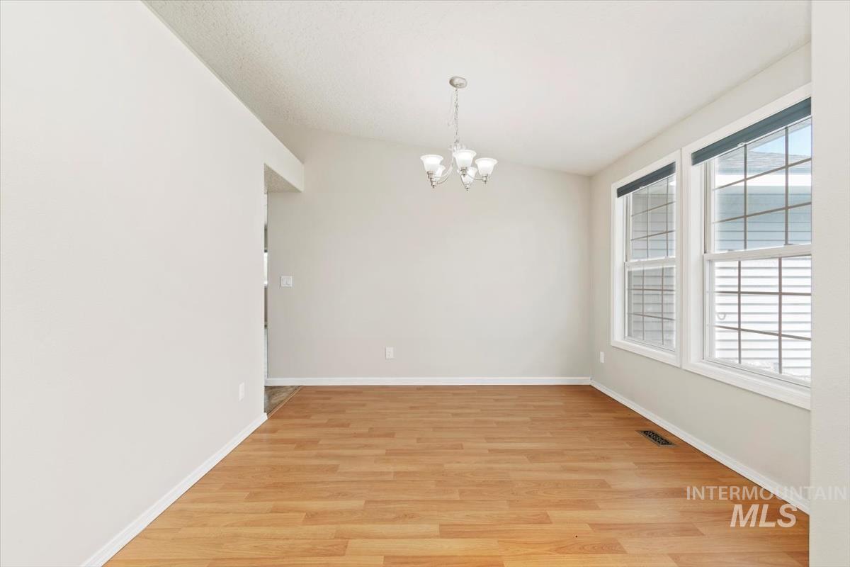 7267 Bowmont Rd Property Photo 11