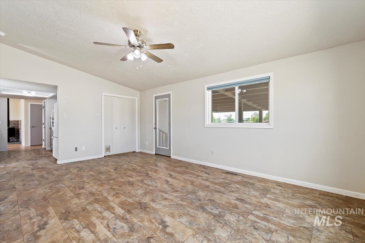 7267 Bowmont Rd Property Photo 23