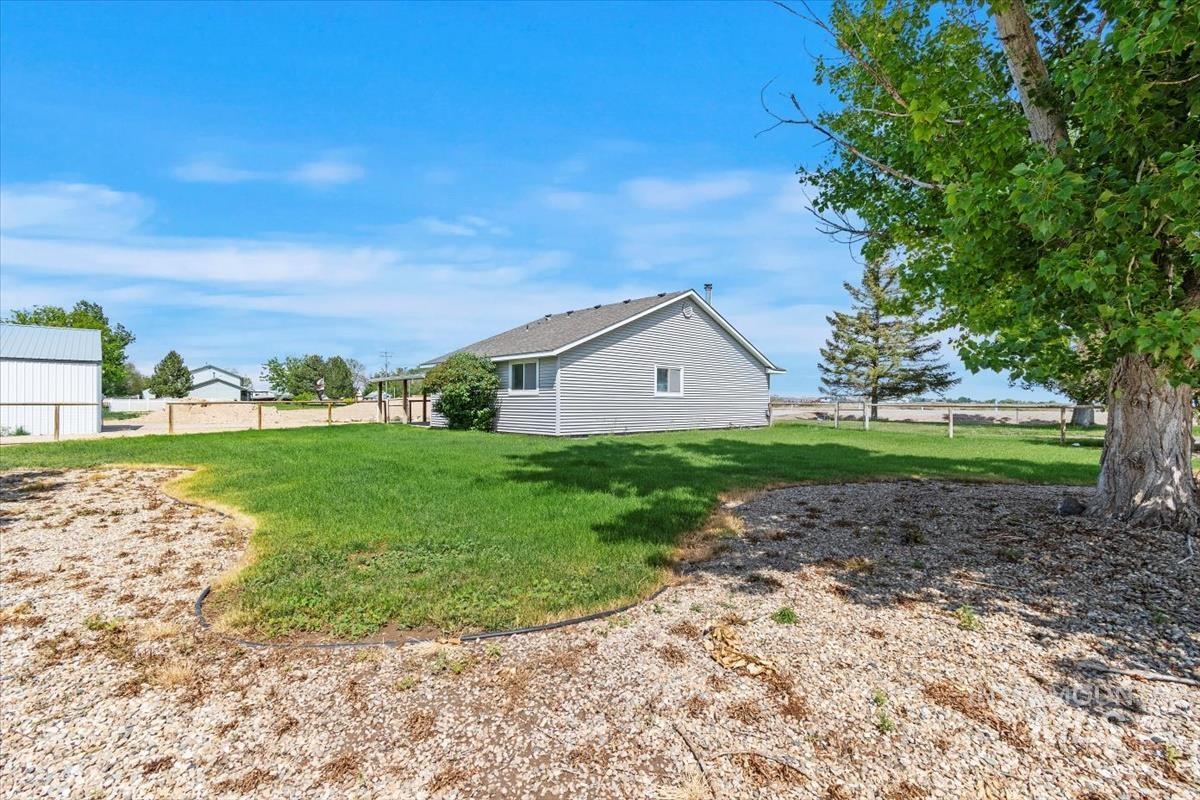 7267 Bowmont Rd Property Photo 35