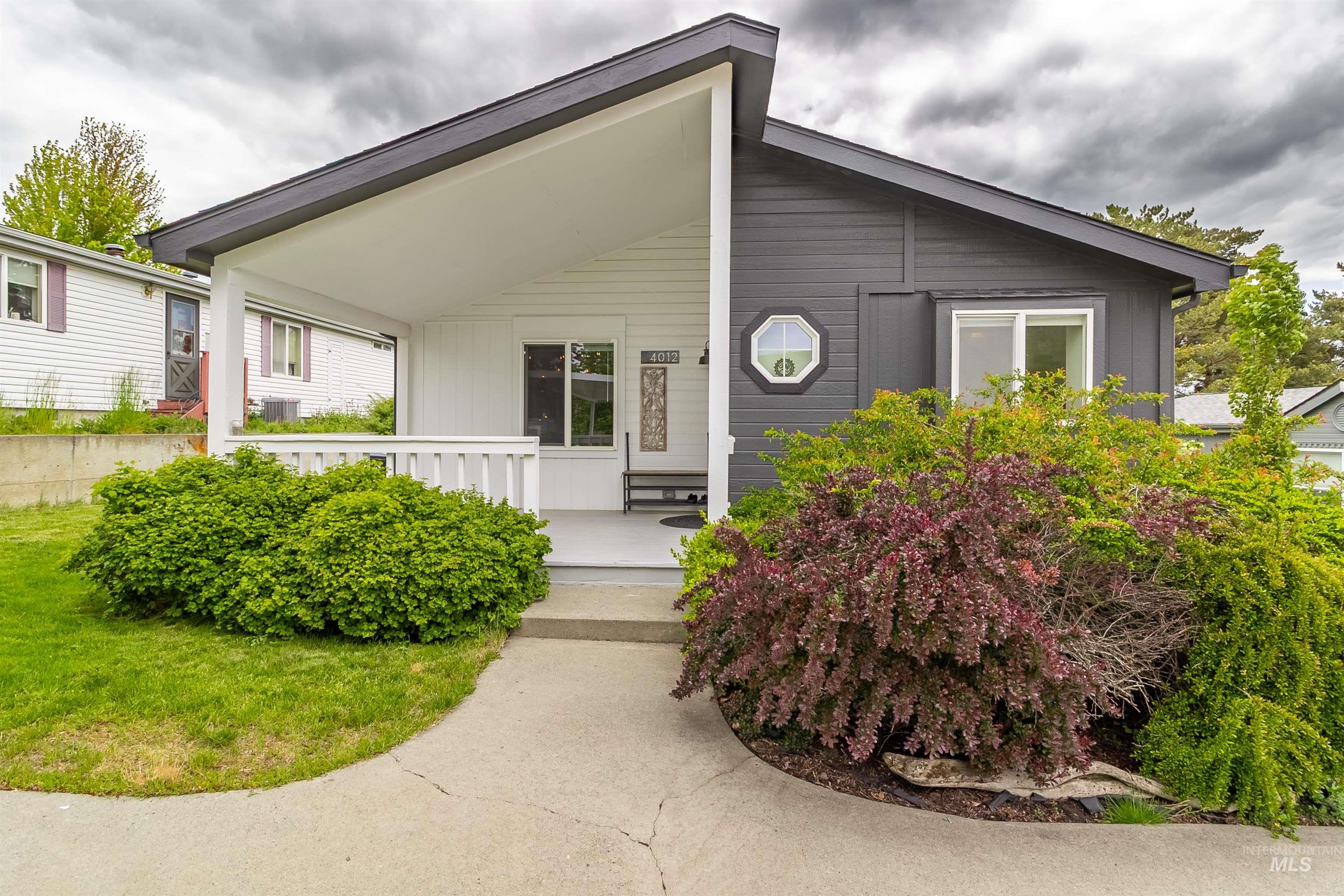 609 N Almon Property Photo 1