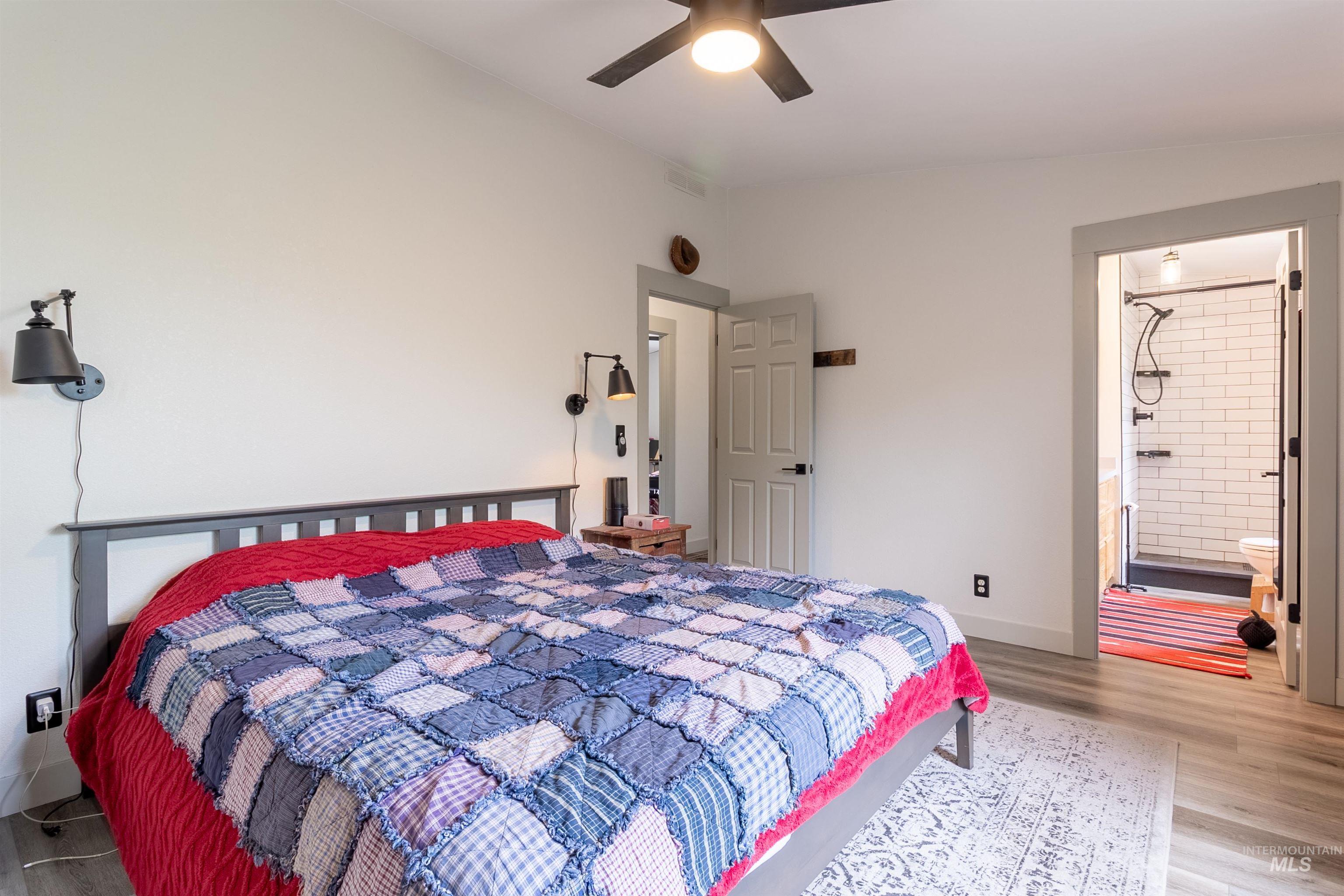 609 N Almon Property Photo 18