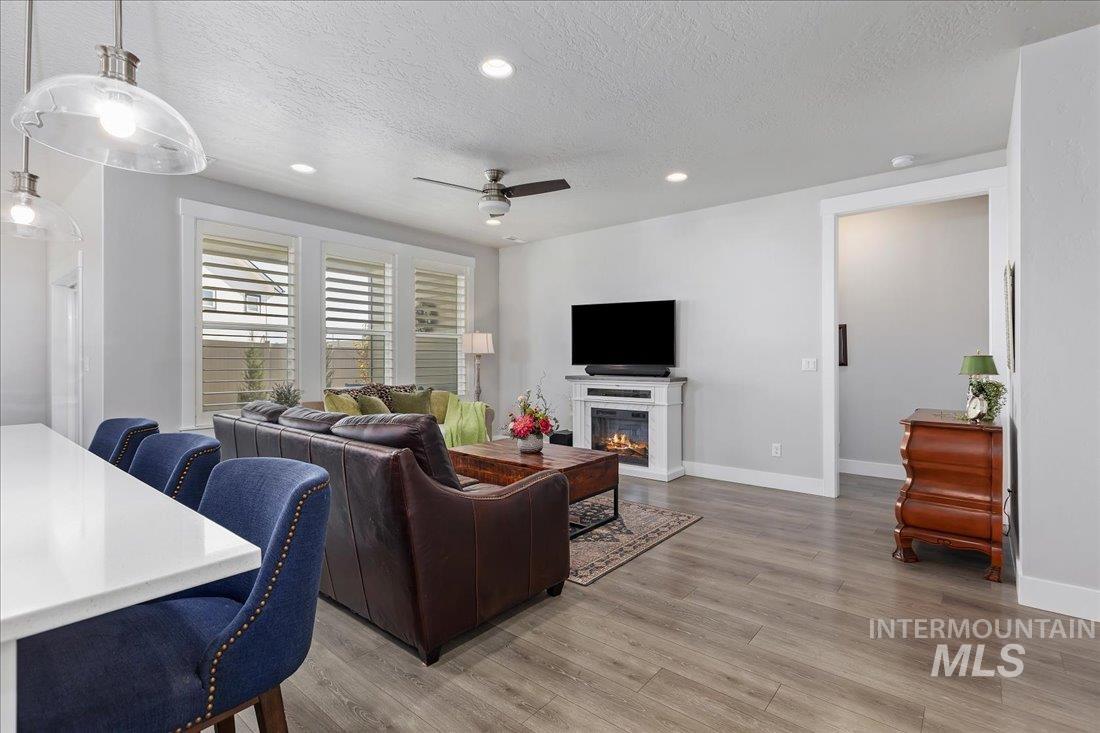 300 S Adventure Way Property Photo 2