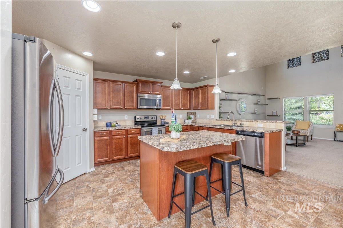 4665 N Beaham Ave Property Photo 14