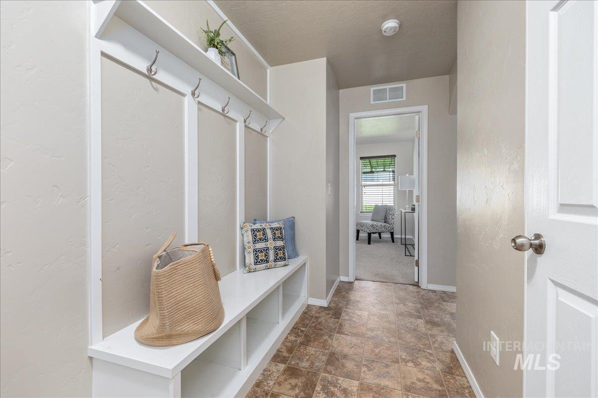 4665 N Beaham Ave Property Photo 39