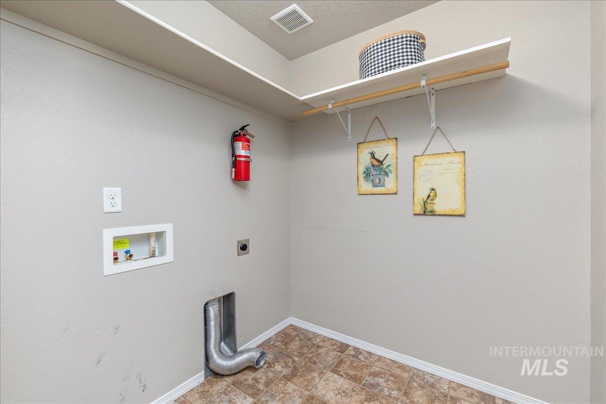 4665 N Beaham Ave Property Photo 40