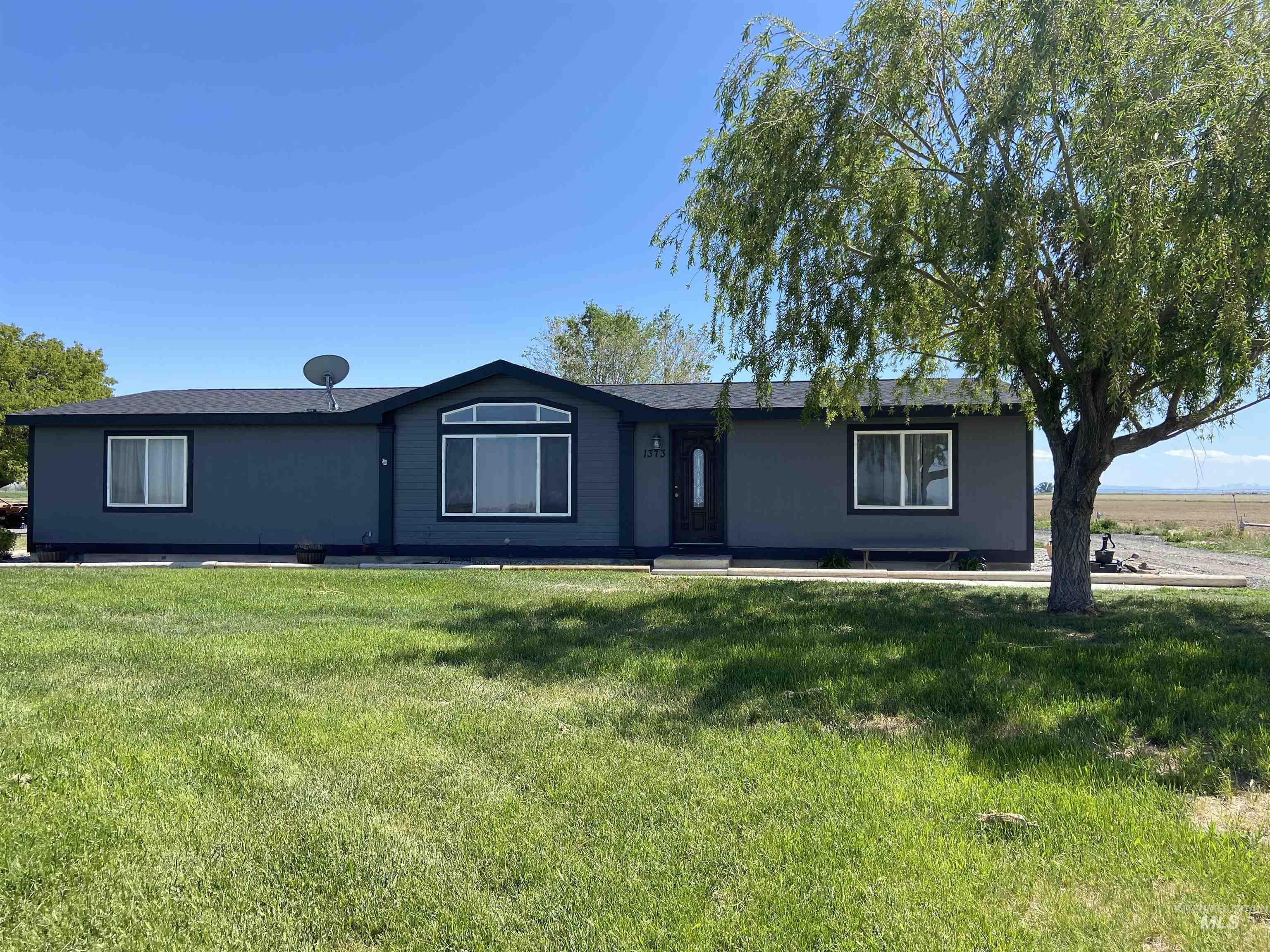 1373 E 3500 N Property Photo 1