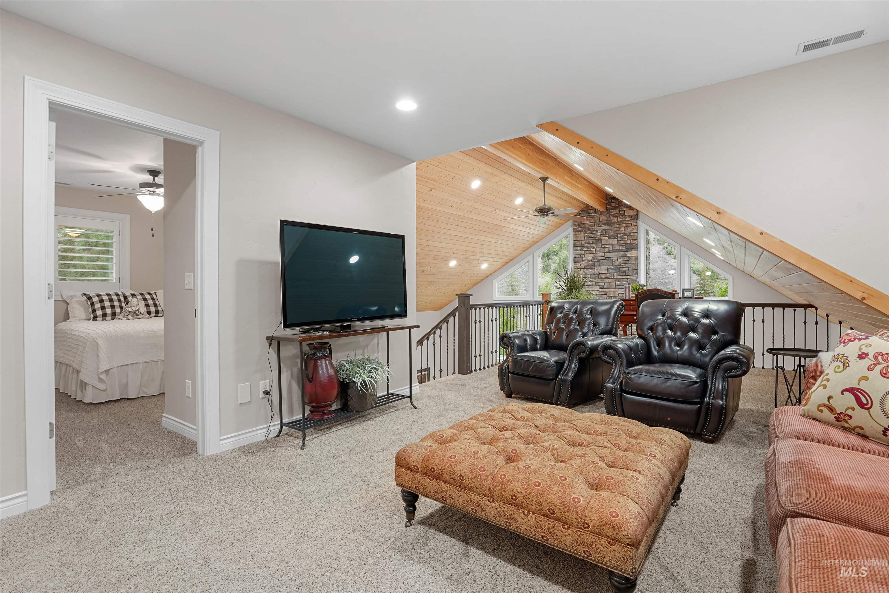 9 Autumn Blaze Lane Property Photo 16