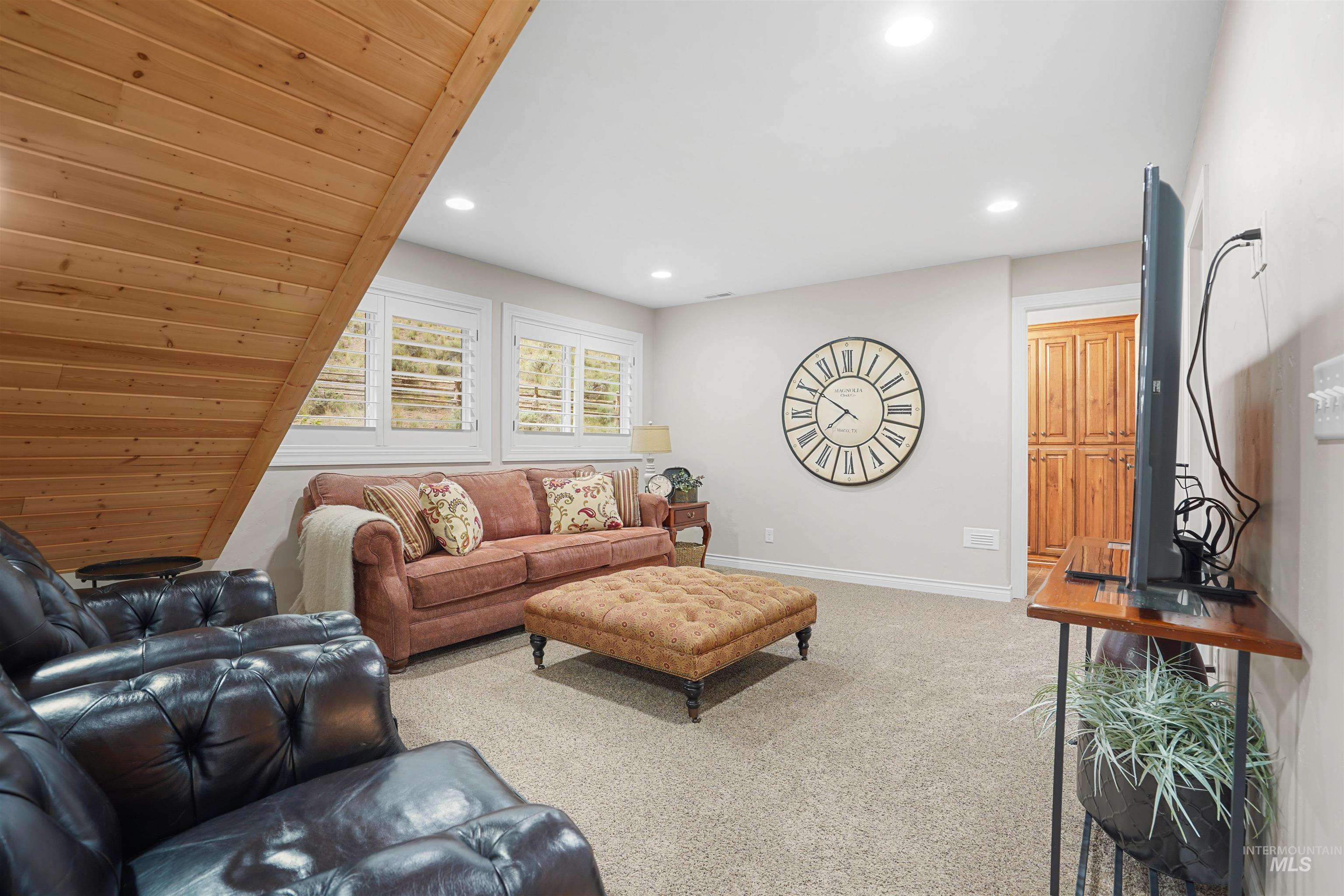 9 Autumn Blaze Lane Property Photo 17
