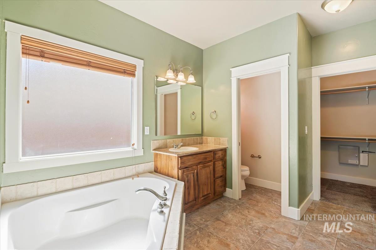 11871 W Wilmont St Property Photo 16