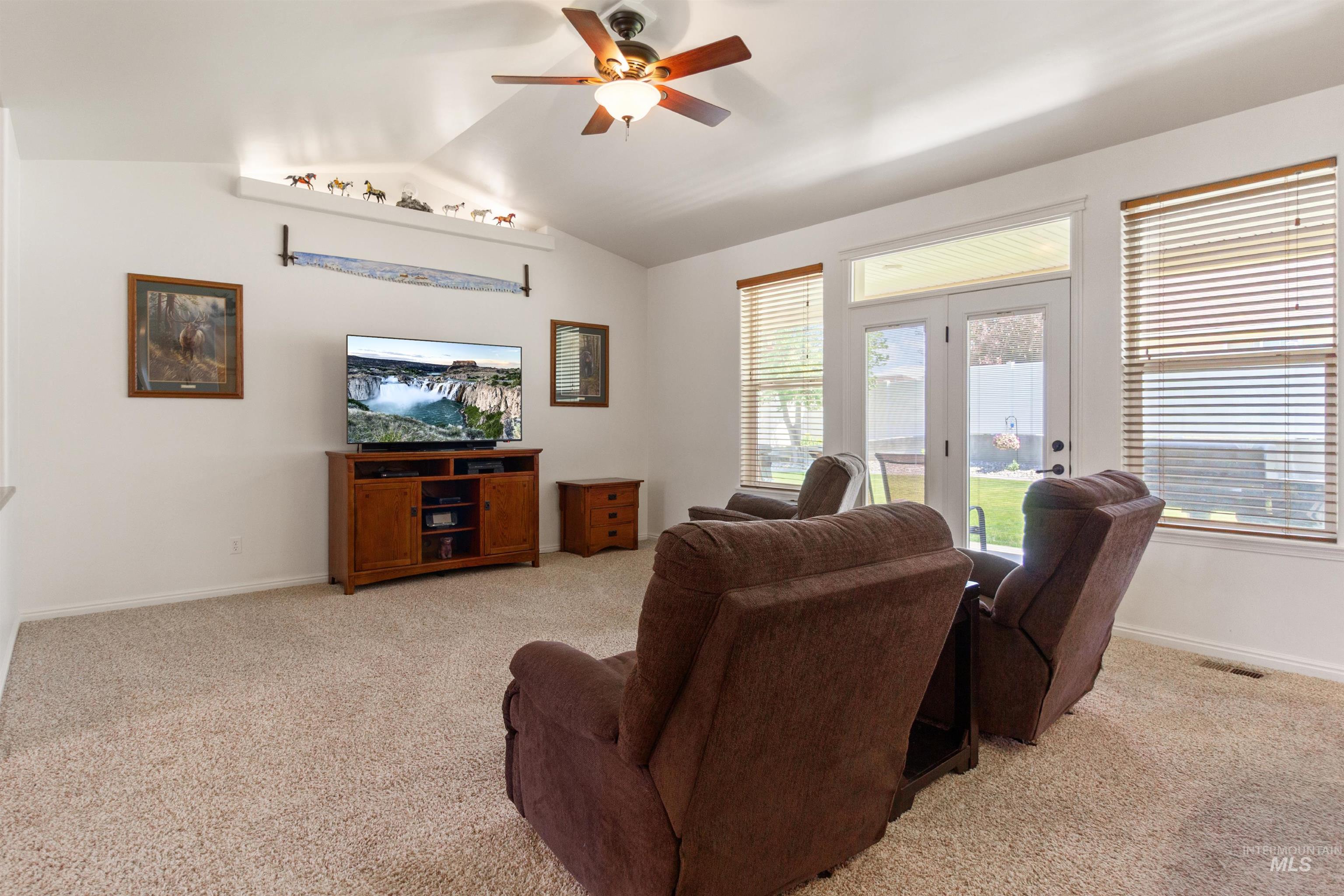 554 Valley Circle Rd Property Photo 17