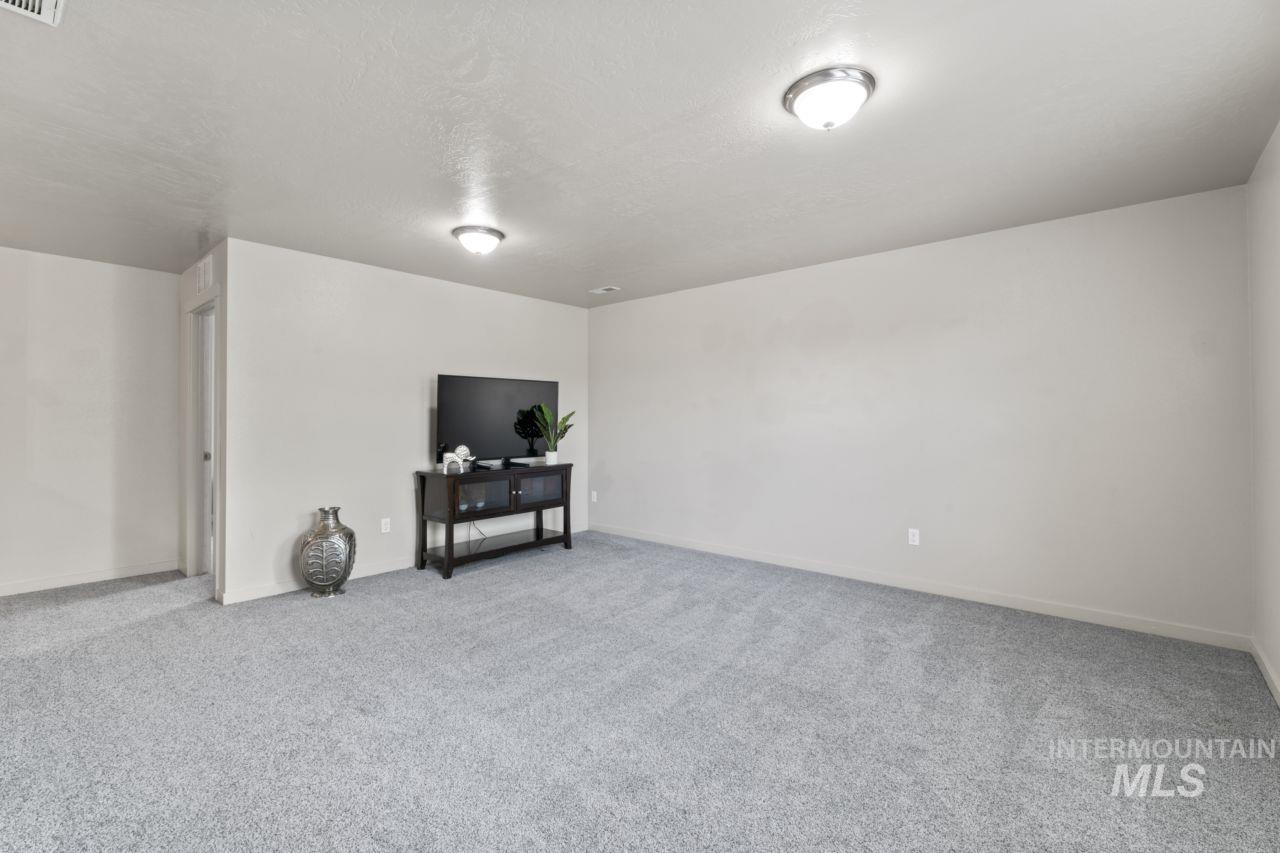 4249 W Farlam Dr Property Photo 23