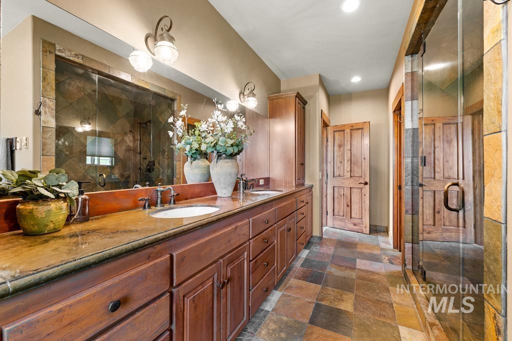 45 Knob Hill Drive Property Photo 36