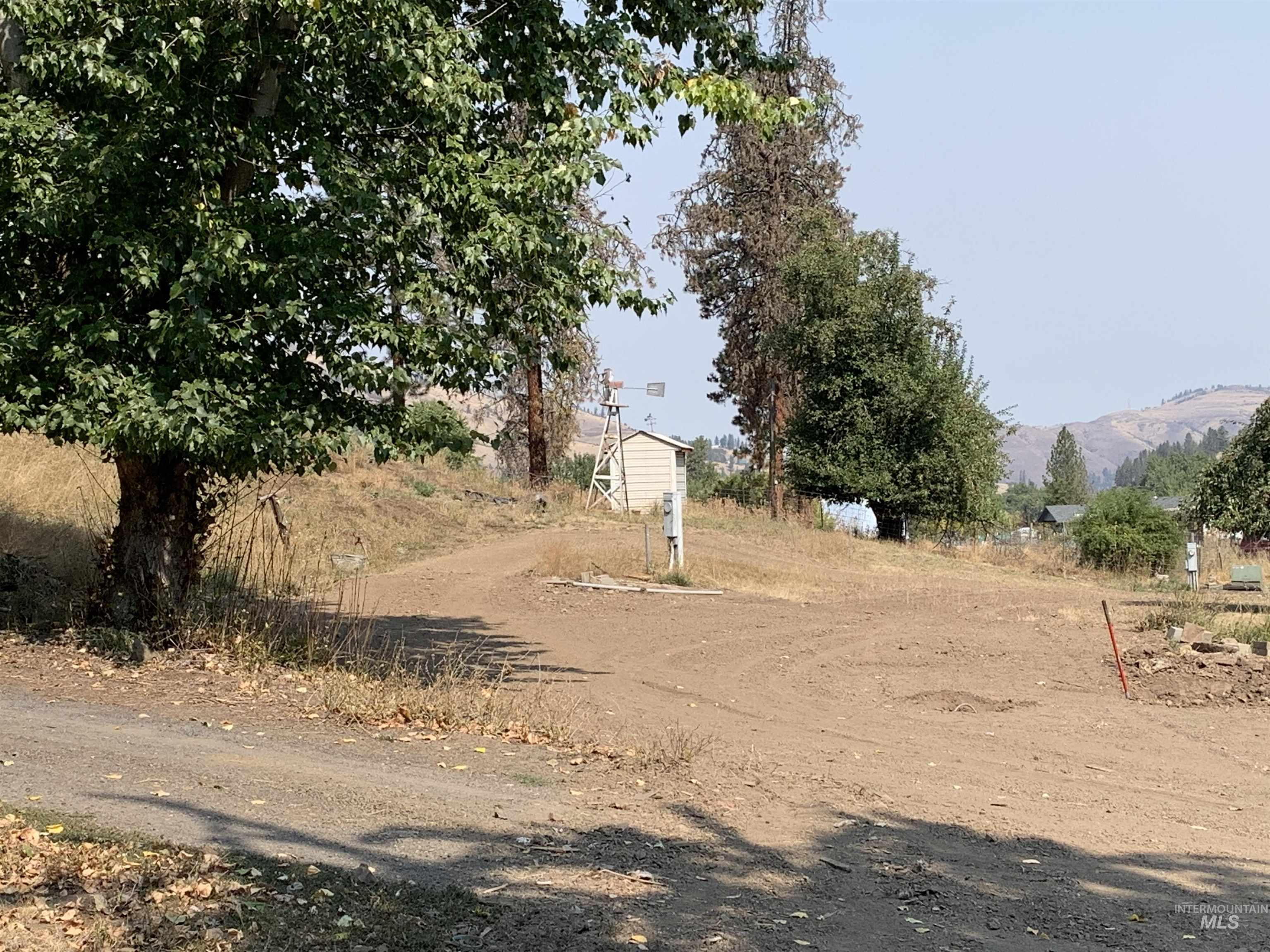 120 Three Bear Lane Property Photo 2