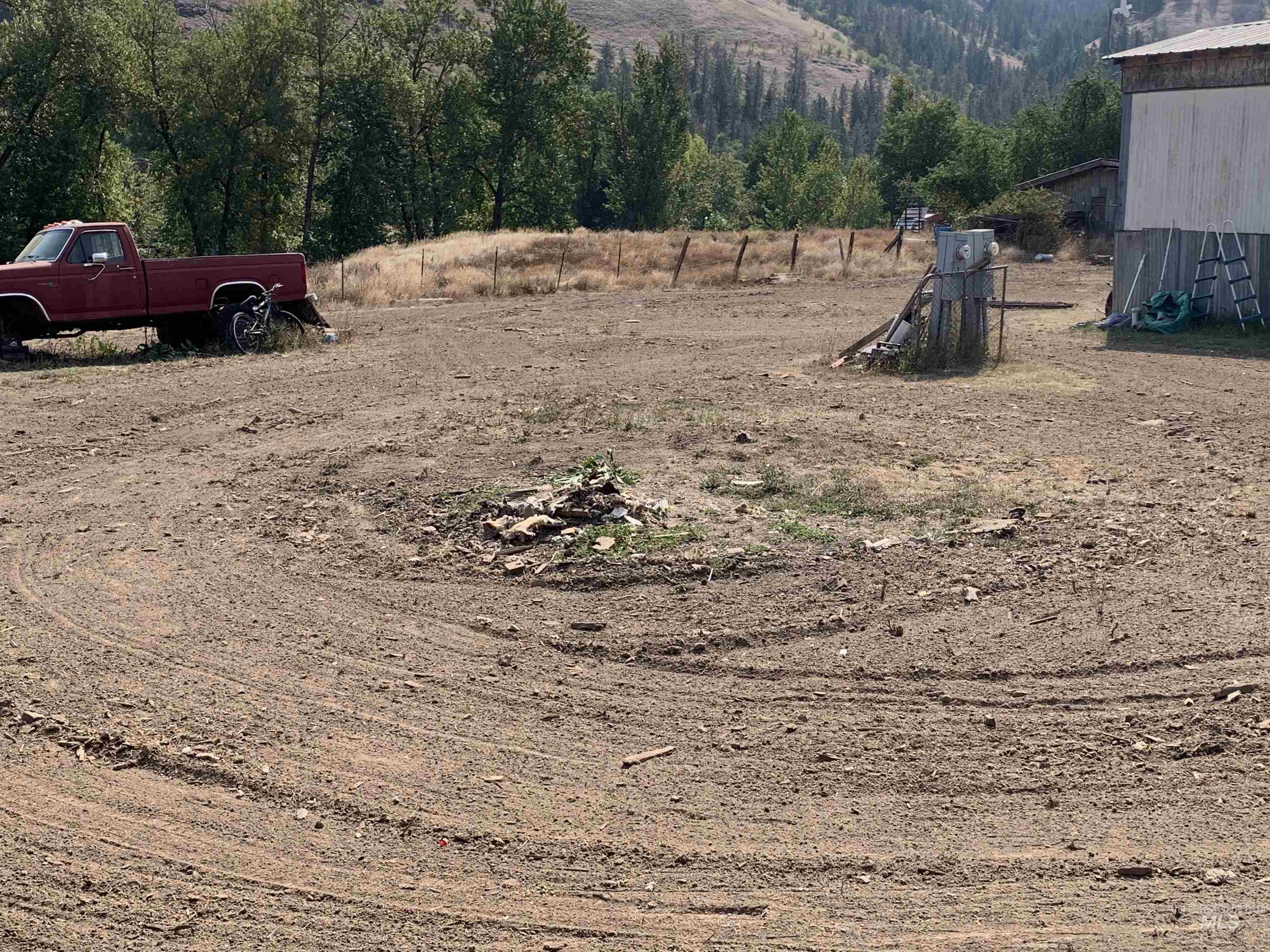 120 Three Bear Lane Property Photo 5