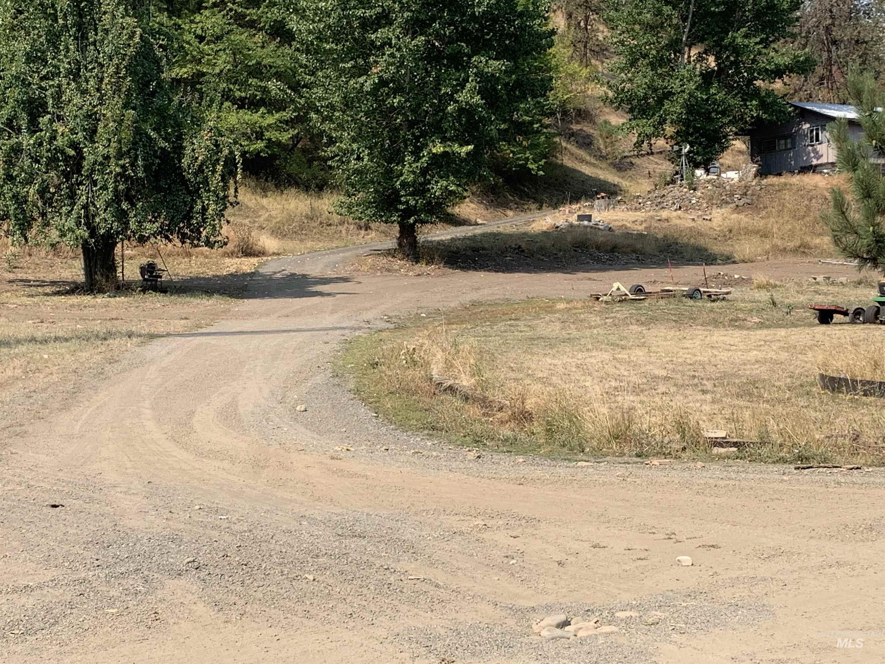 120 Three Bear Lane Property Photo 25