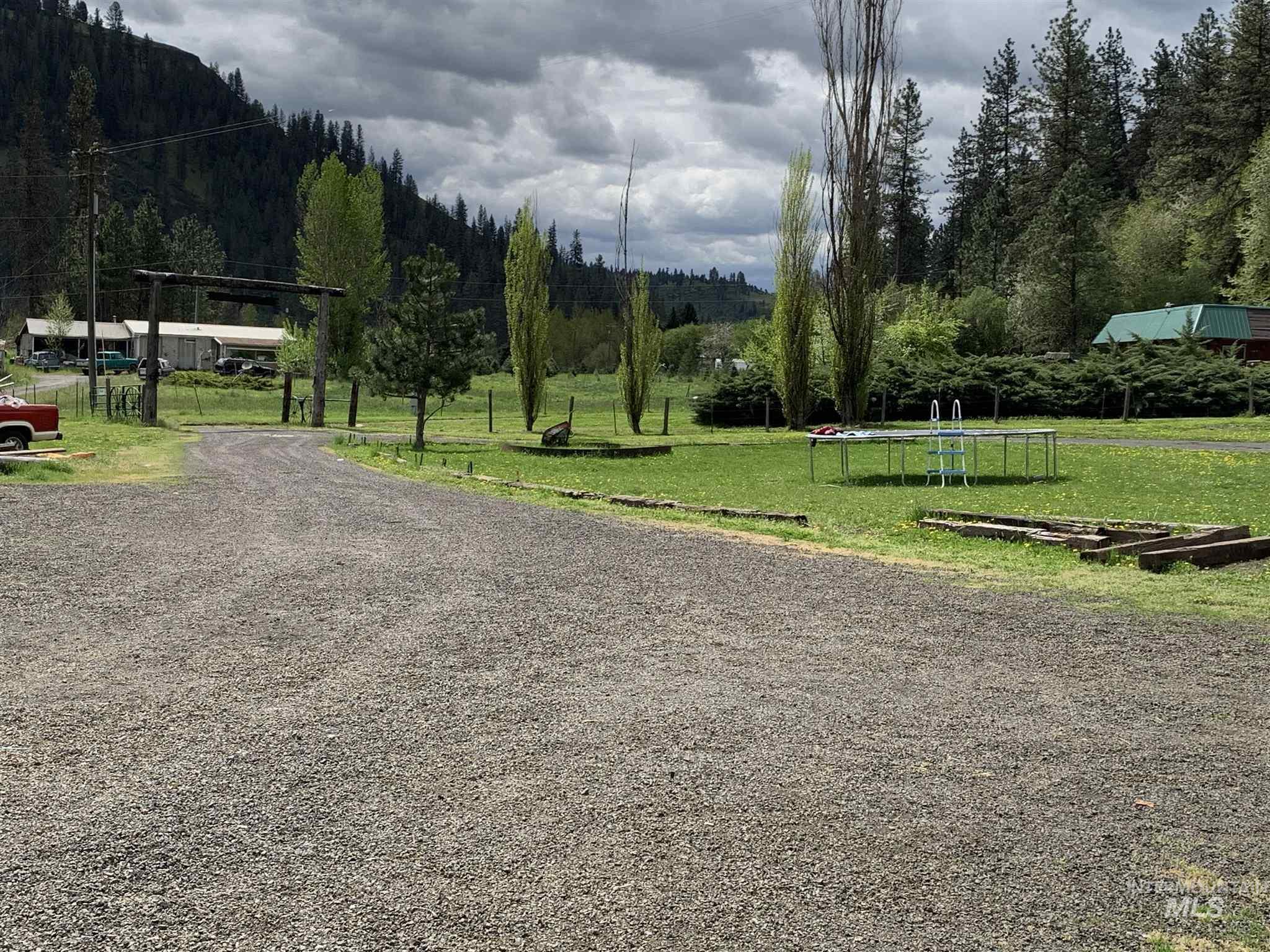 120 Three Bear Lane Property Photo 27