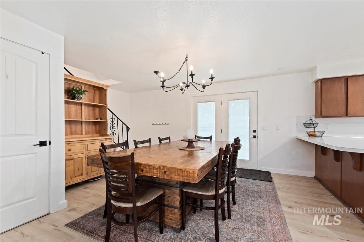 5009 Airport Rd Property Photo 14