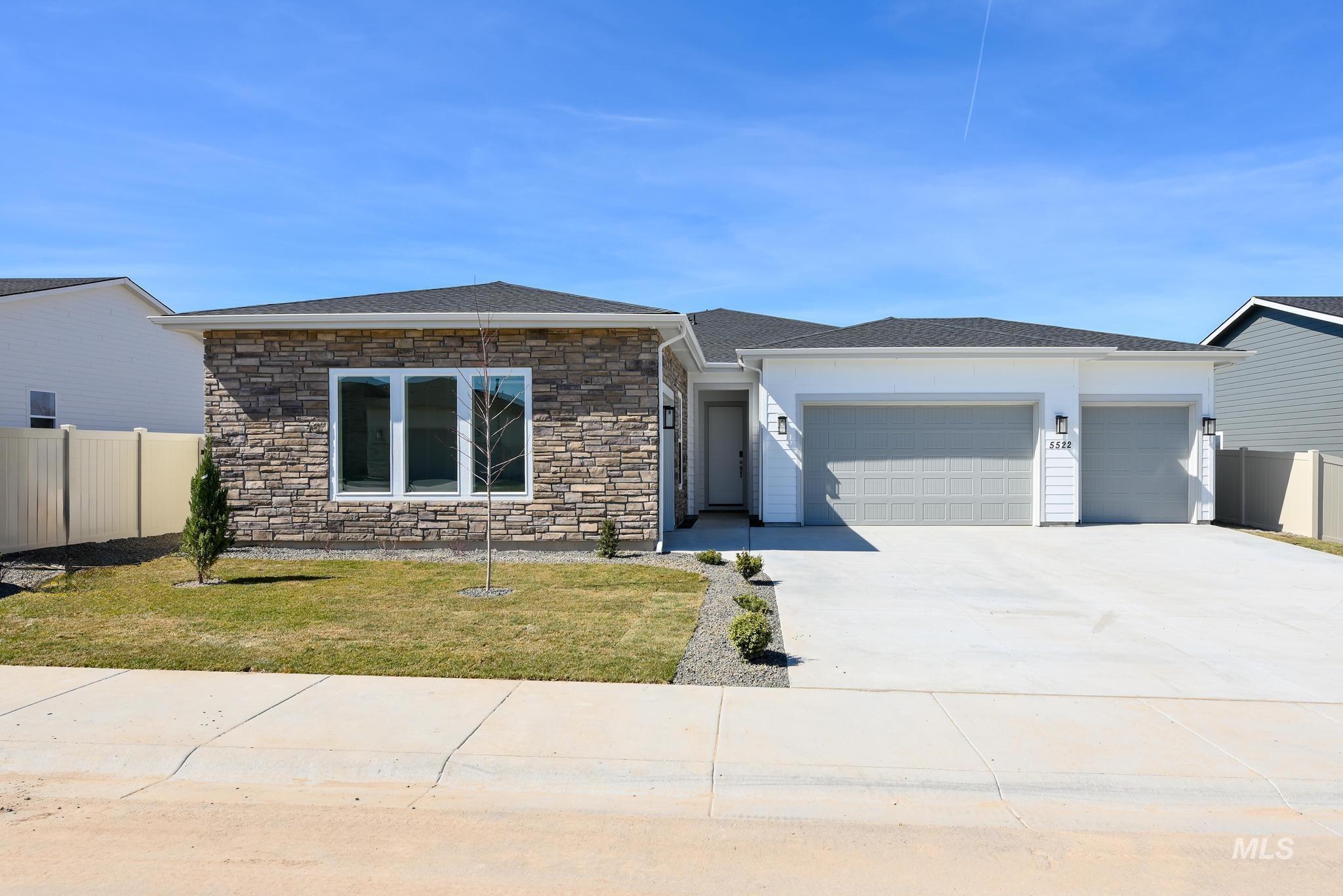 3801 N Pindall Way Property Photo 1