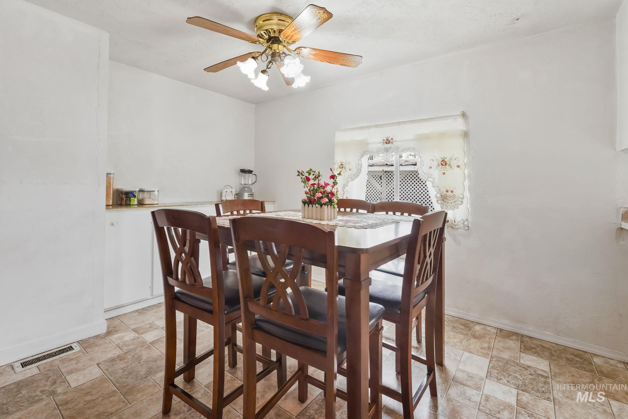 1410 W Flamingo Ave #42 Property Photo 7