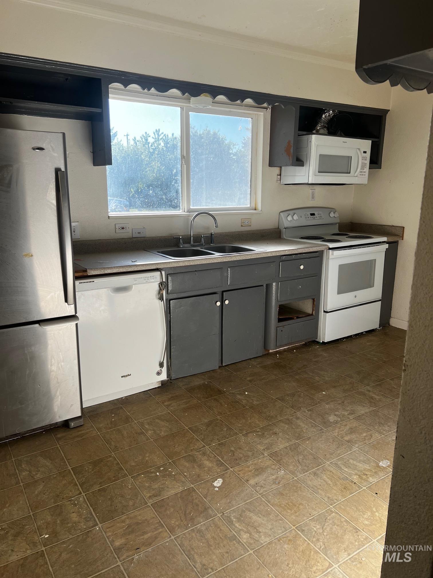 1224 Colorado Property Photo 2