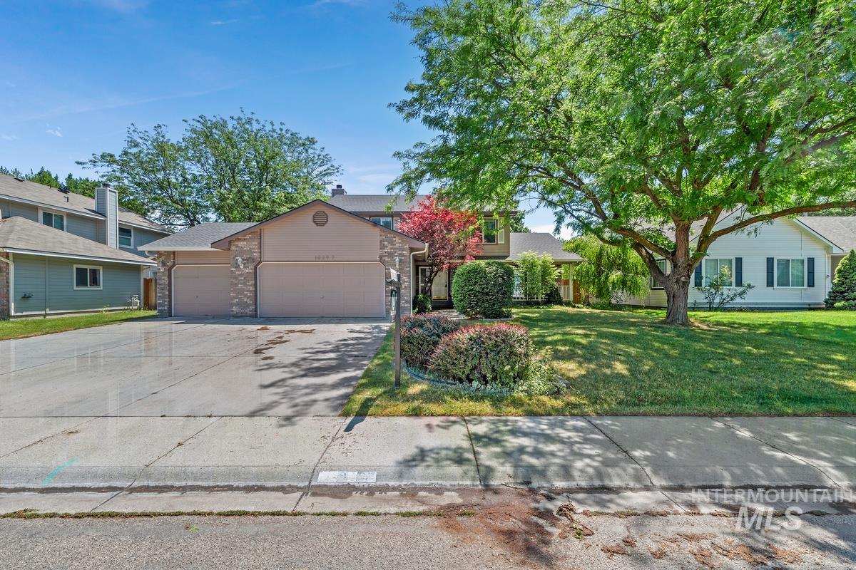 10397 W Hinsdale Court Property Photo 1