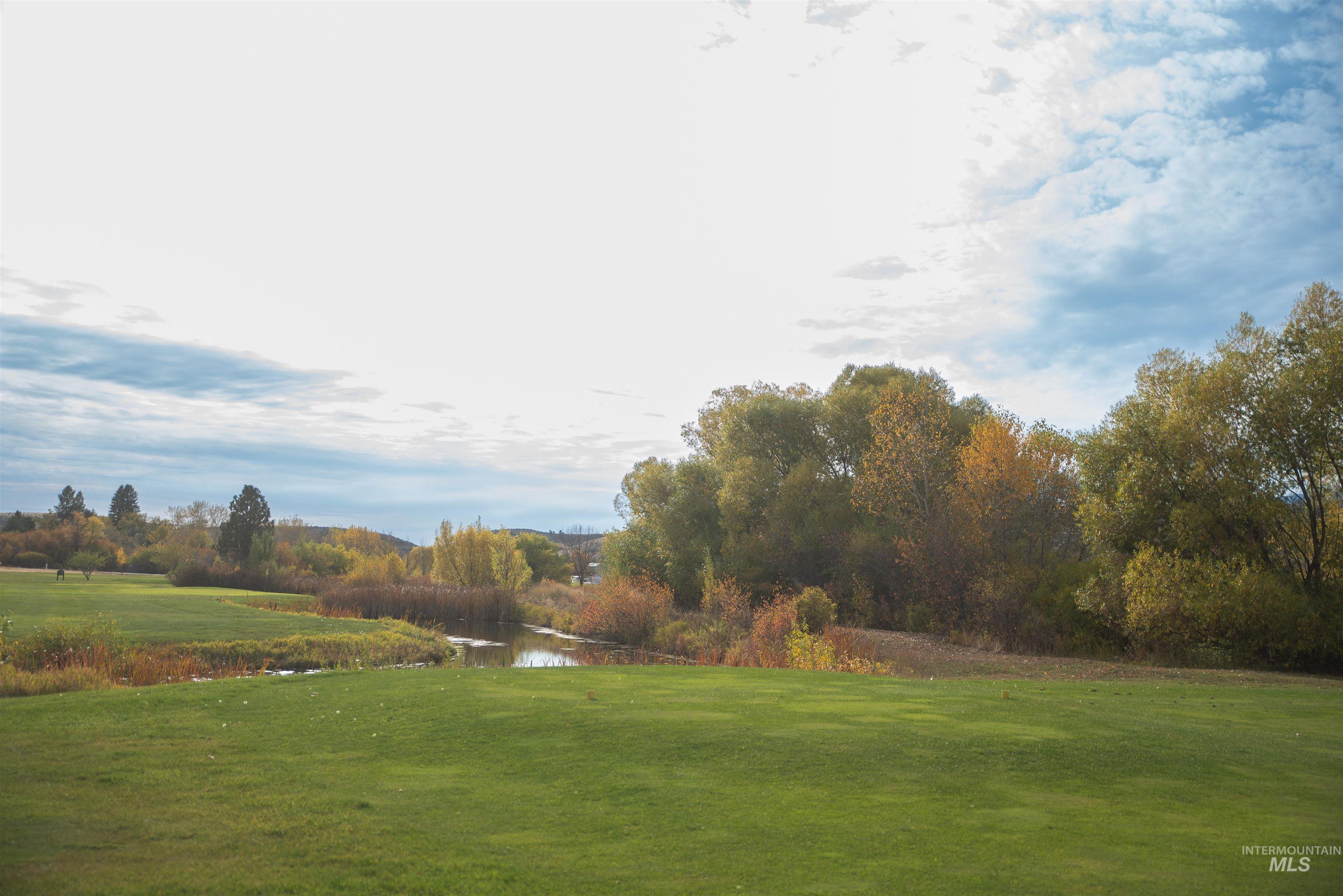 Tbd Golf Lane B-21 Property Photo 9