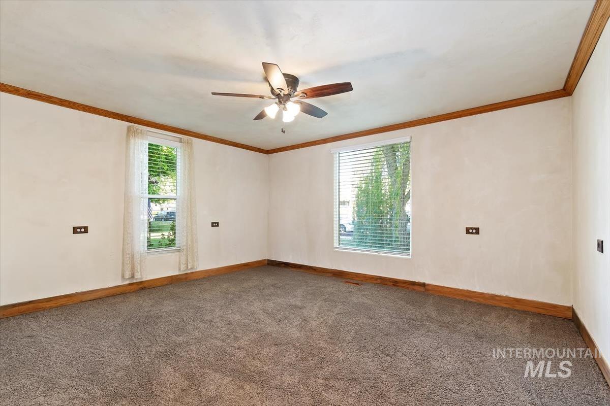 316 Maple Avenue Property Photo 23