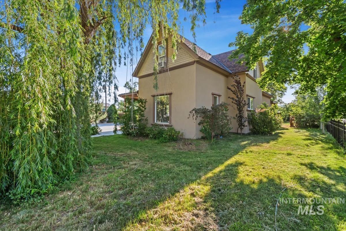 316 Maple Avenue Property Photo 41