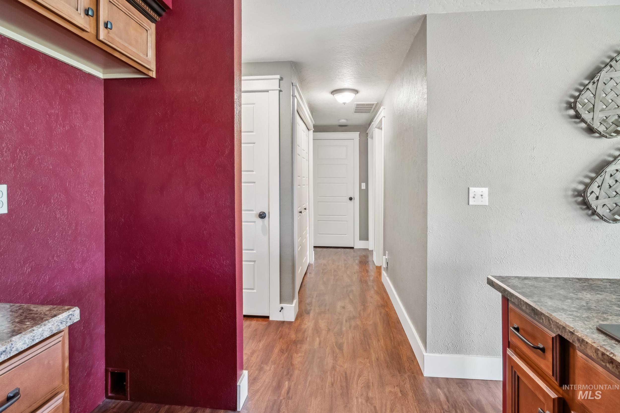810 N Eagle Hills Way Property Photo 20