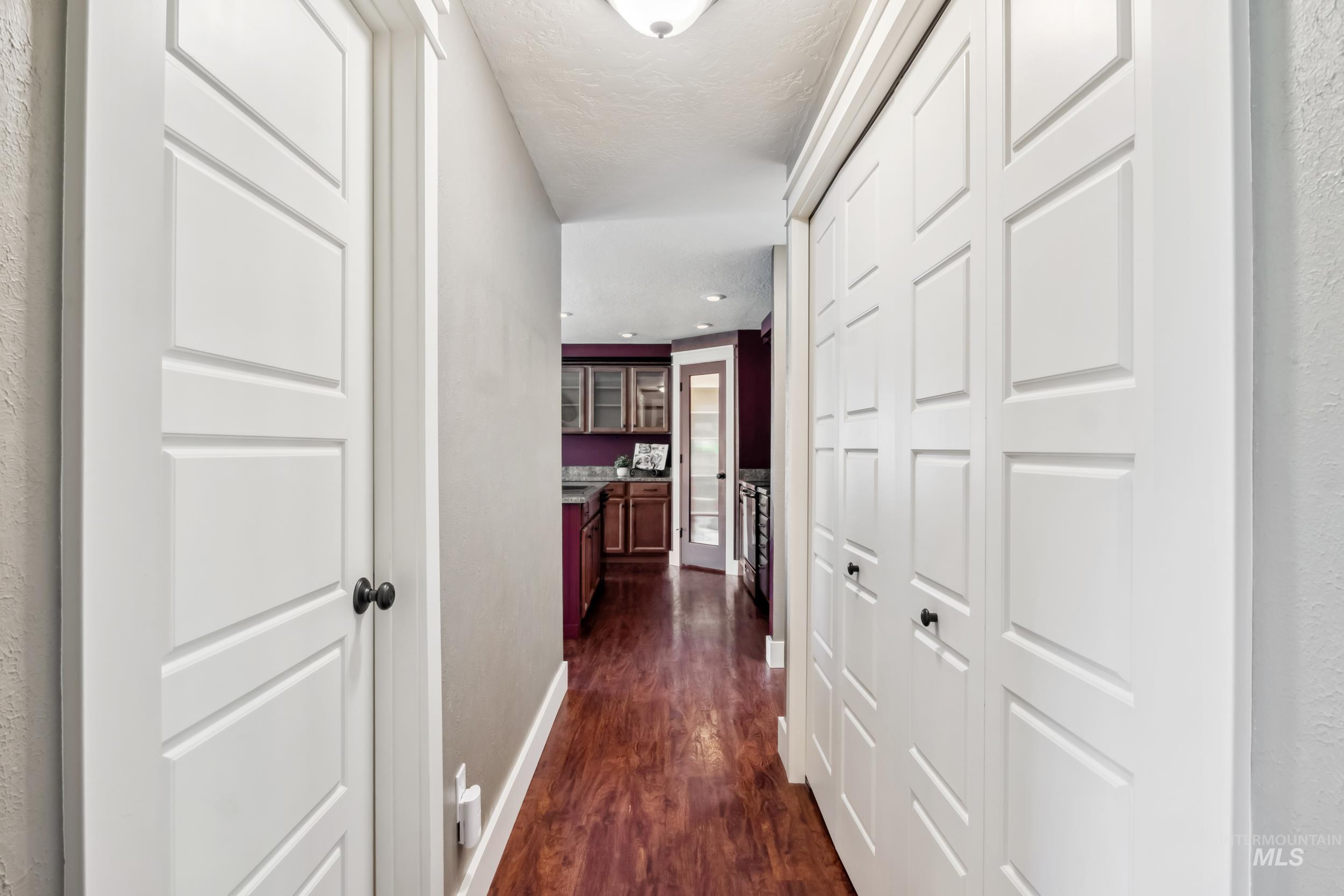 810 N Eagle Hills Way Property Photo 21