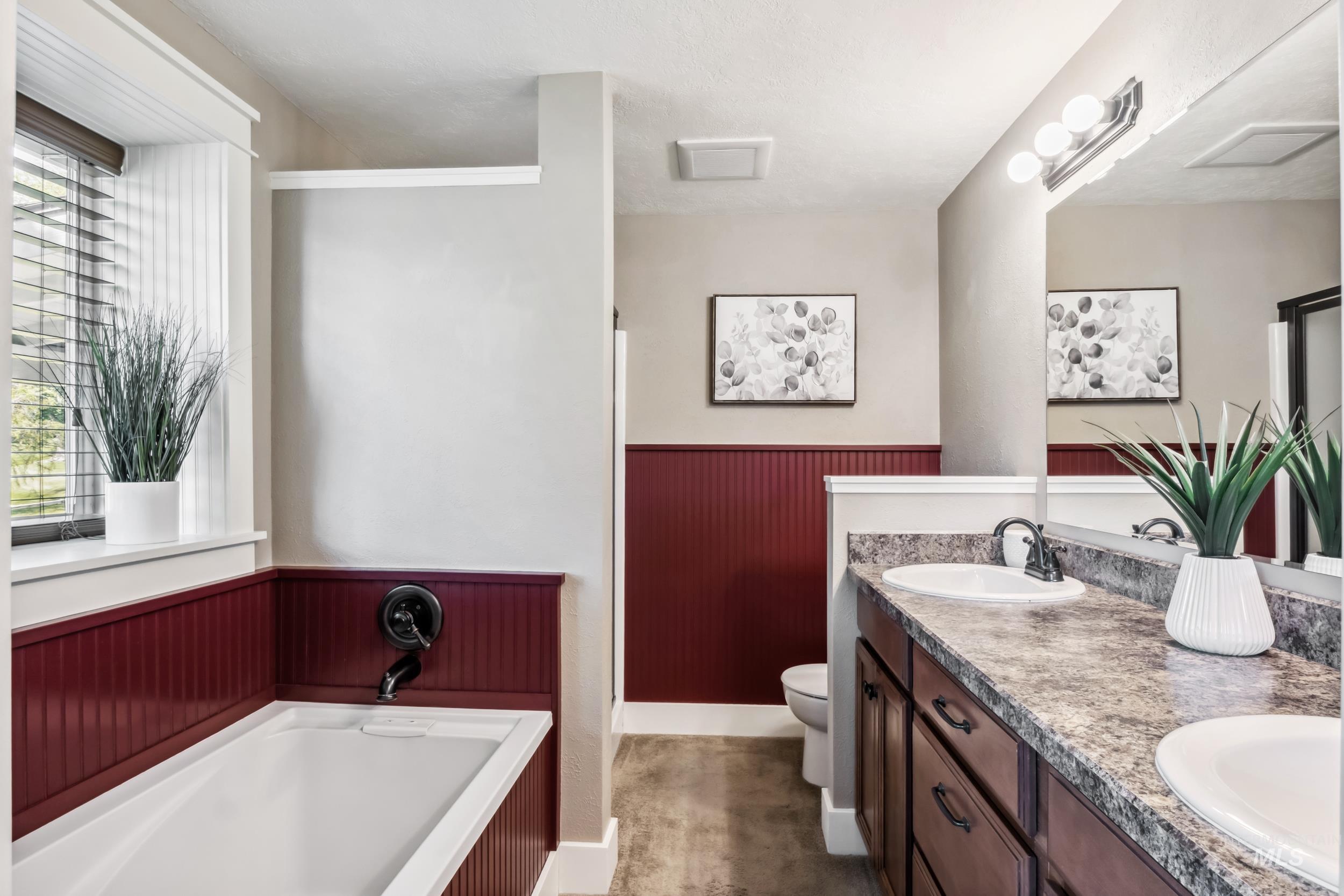 810 N Eagle Hills Way Property Photo 25