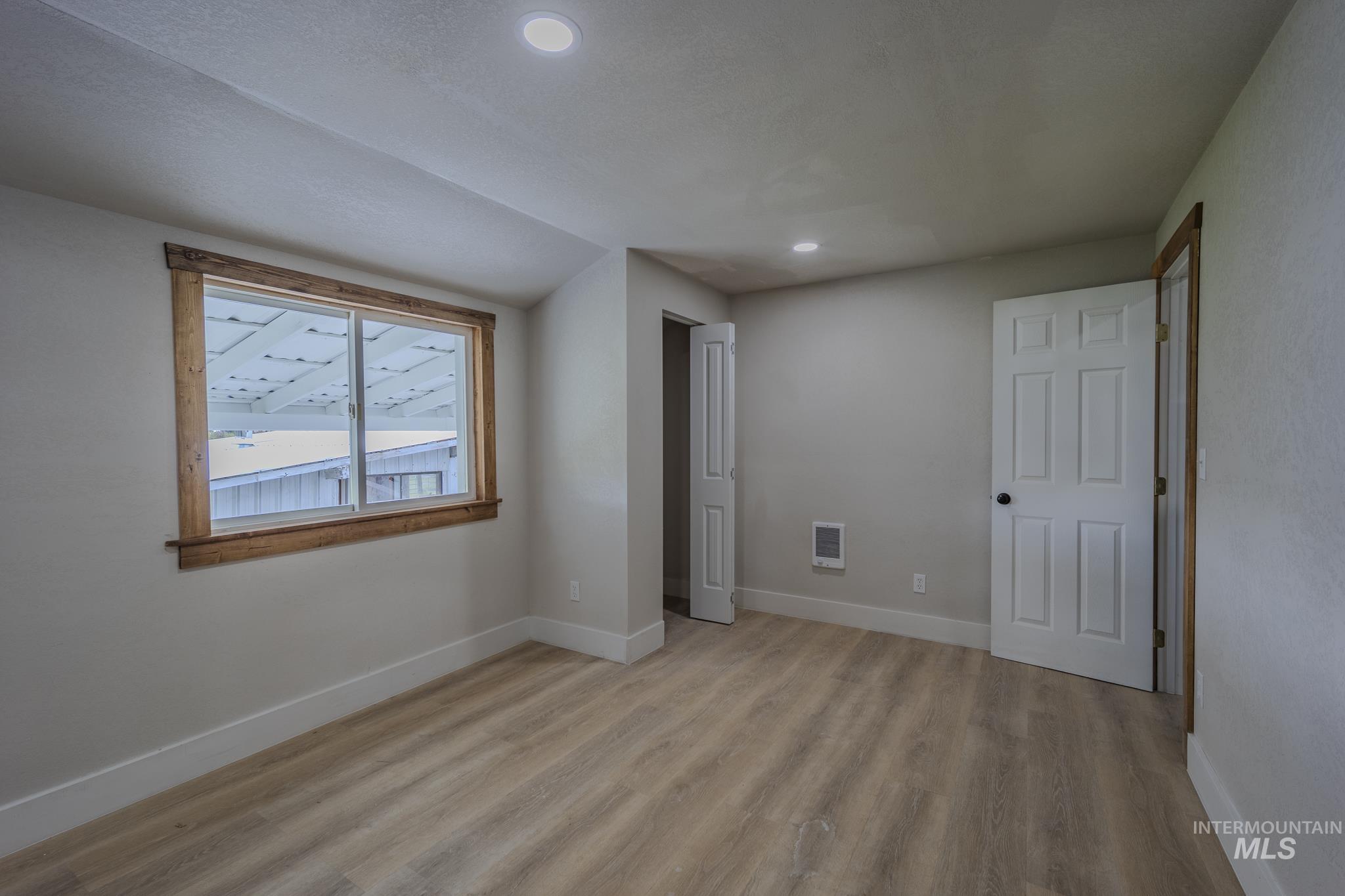 1304 Scott Street Property Photo 23