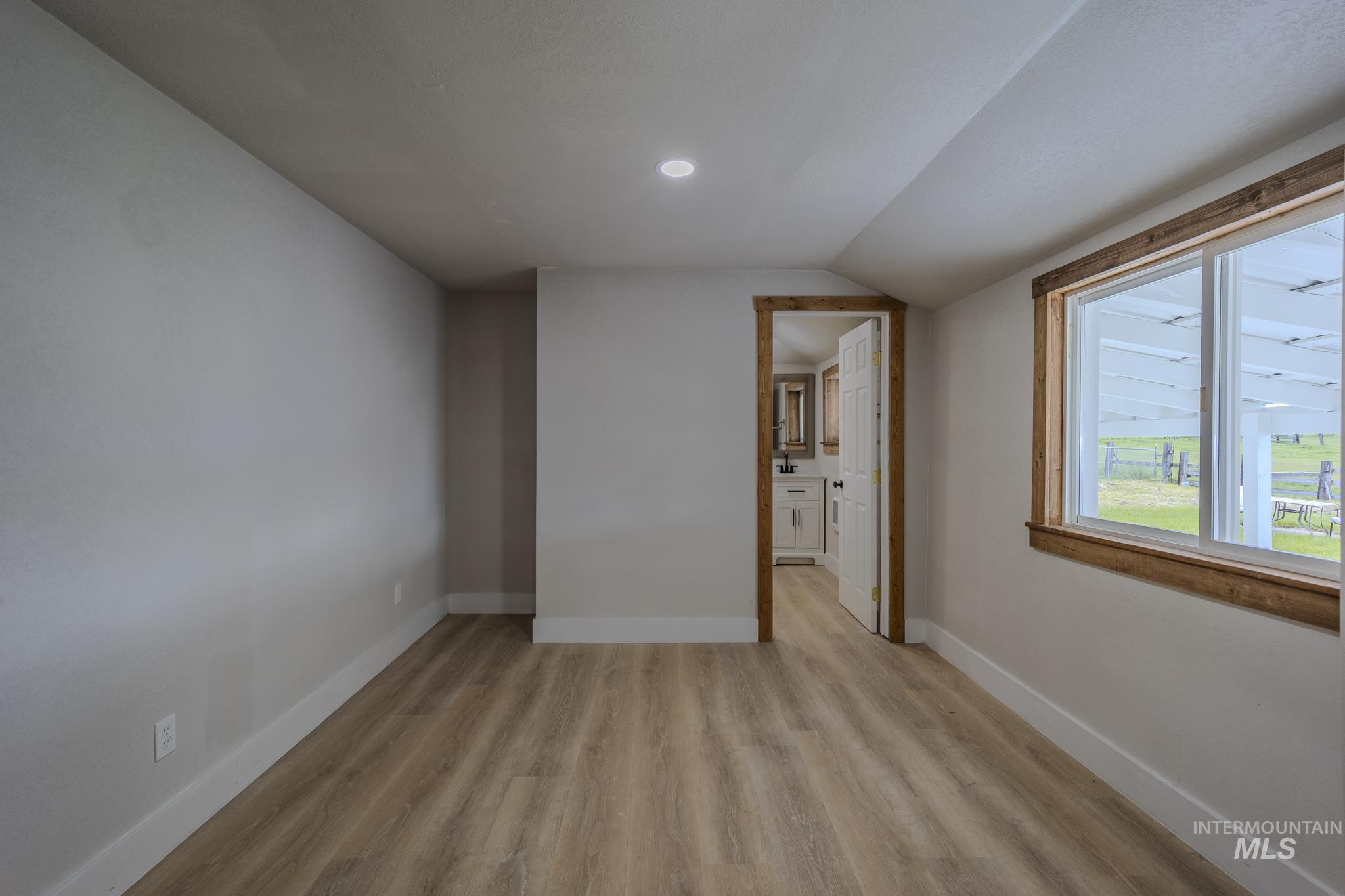 1304 Scott Street Property Photo 24