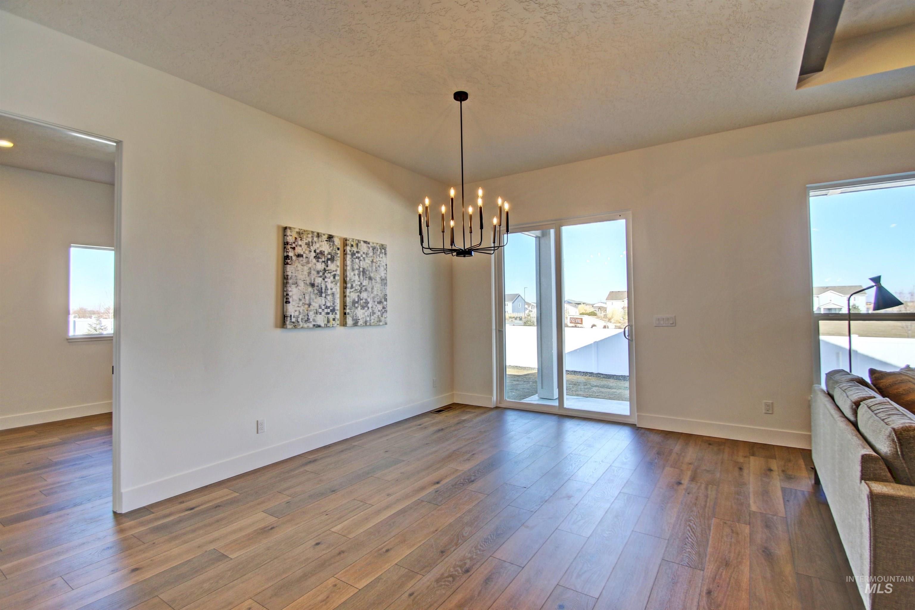 5728 S Keyport Way Property Photo 12