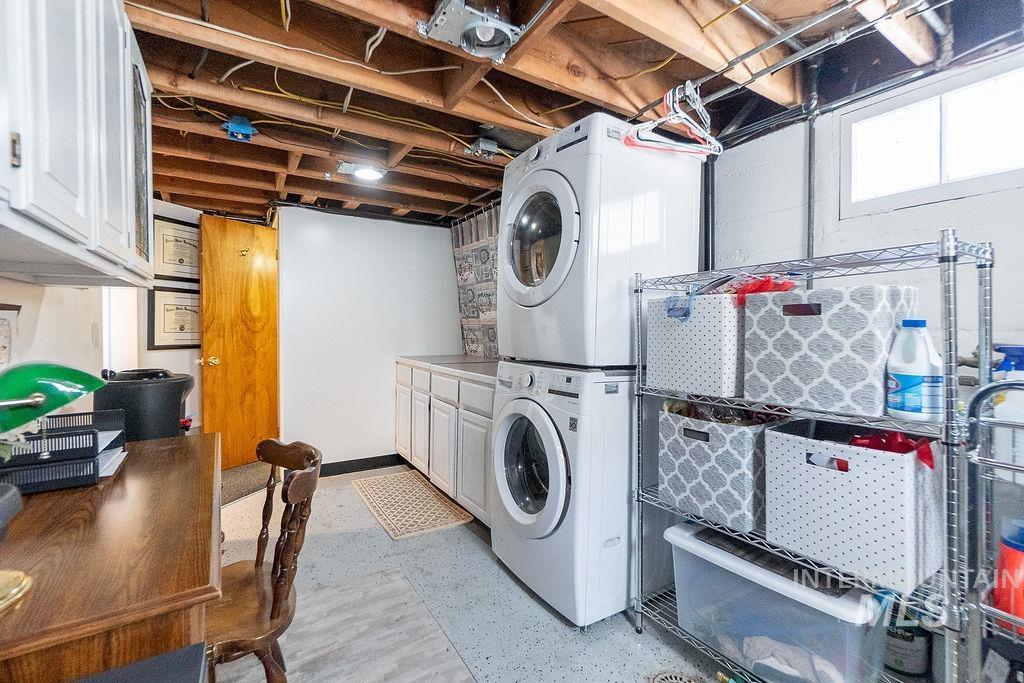 702 S Opal St Property Photo 31