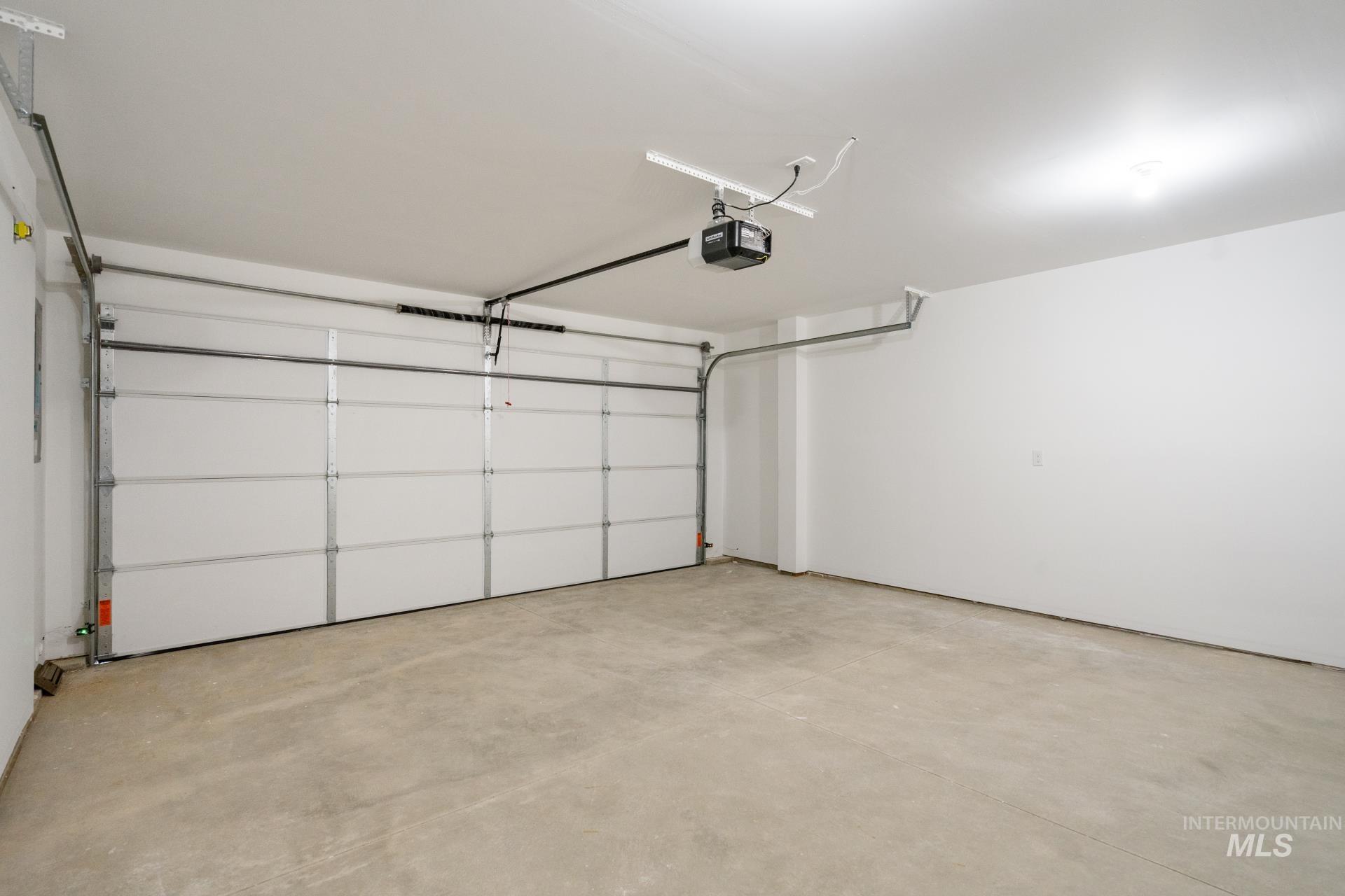 1162 S Barberry Pl Property Photo 23