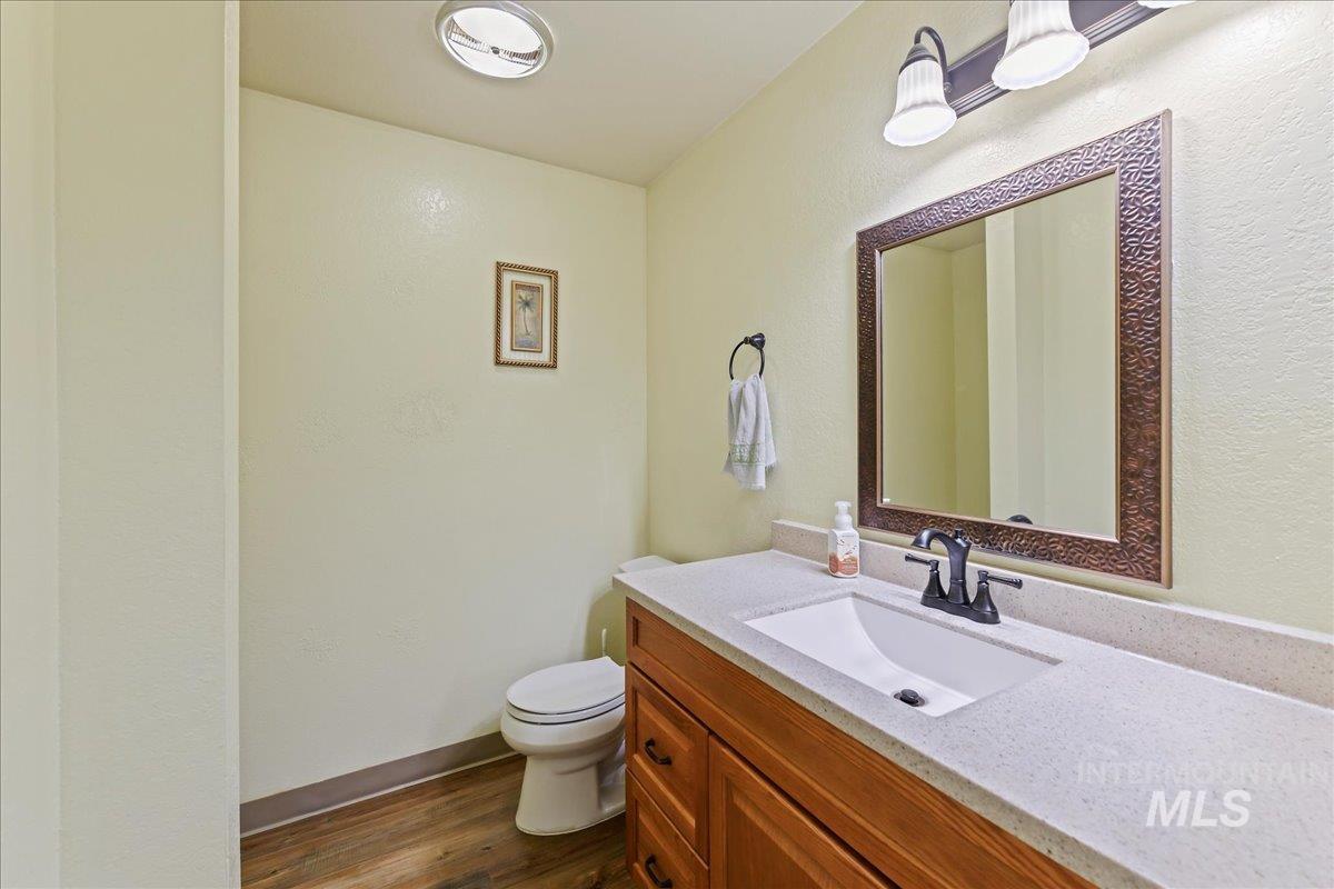 2429 Cherry St Property Photo 11