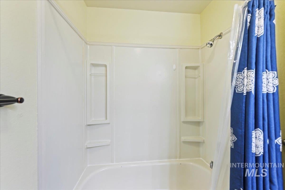 2429 Cherry St Property Photo 14