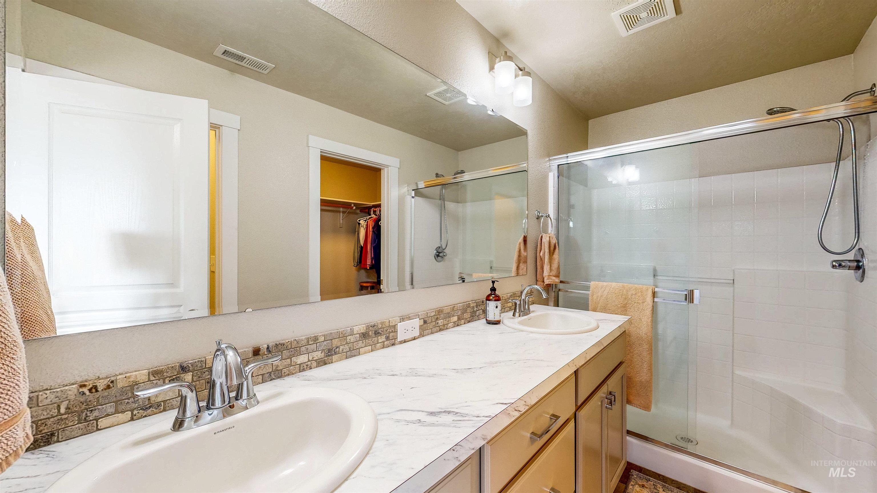 161 S Baraya Way Property Photo 23