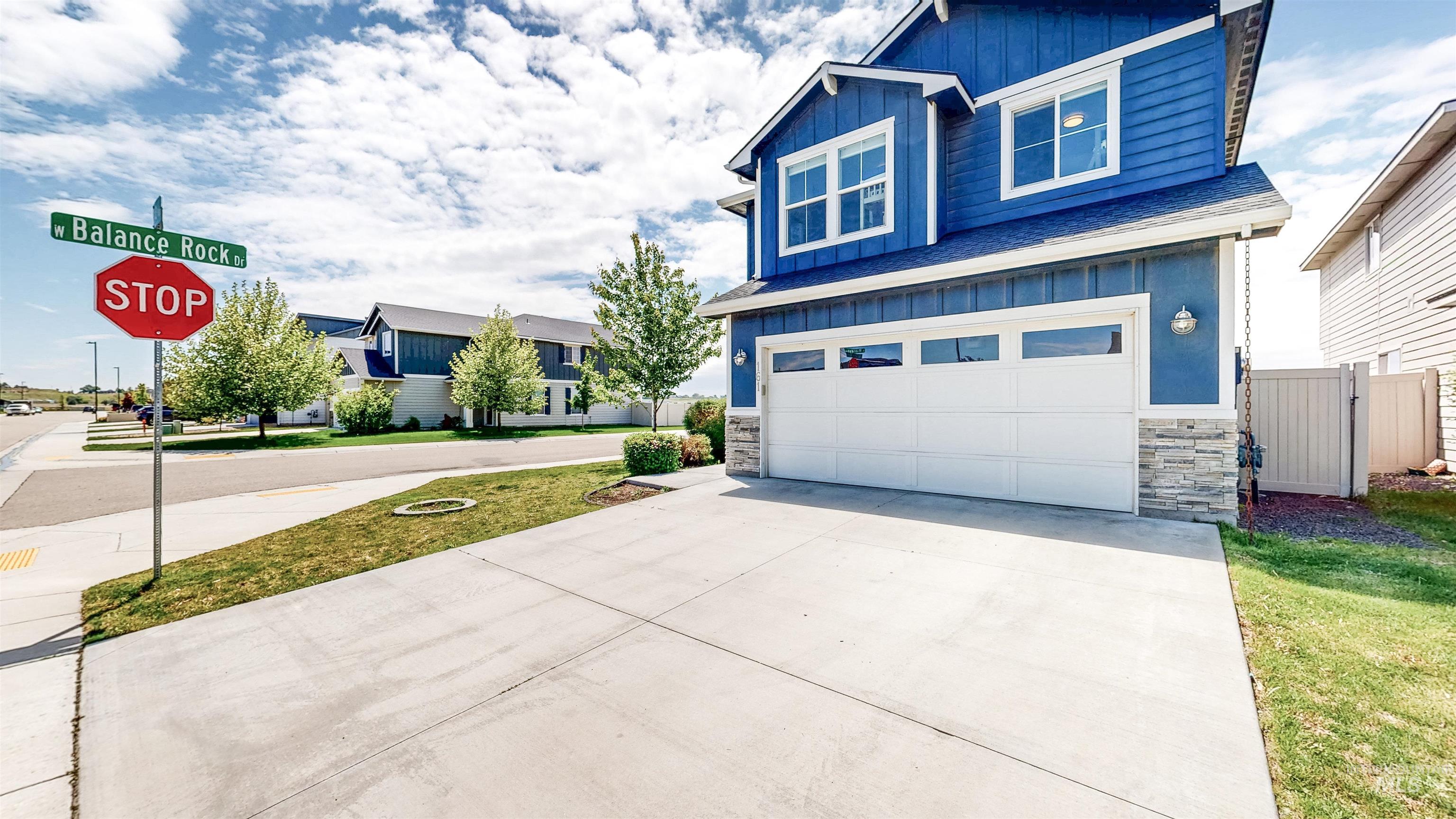 161 S Baraya Way Property Photo 43