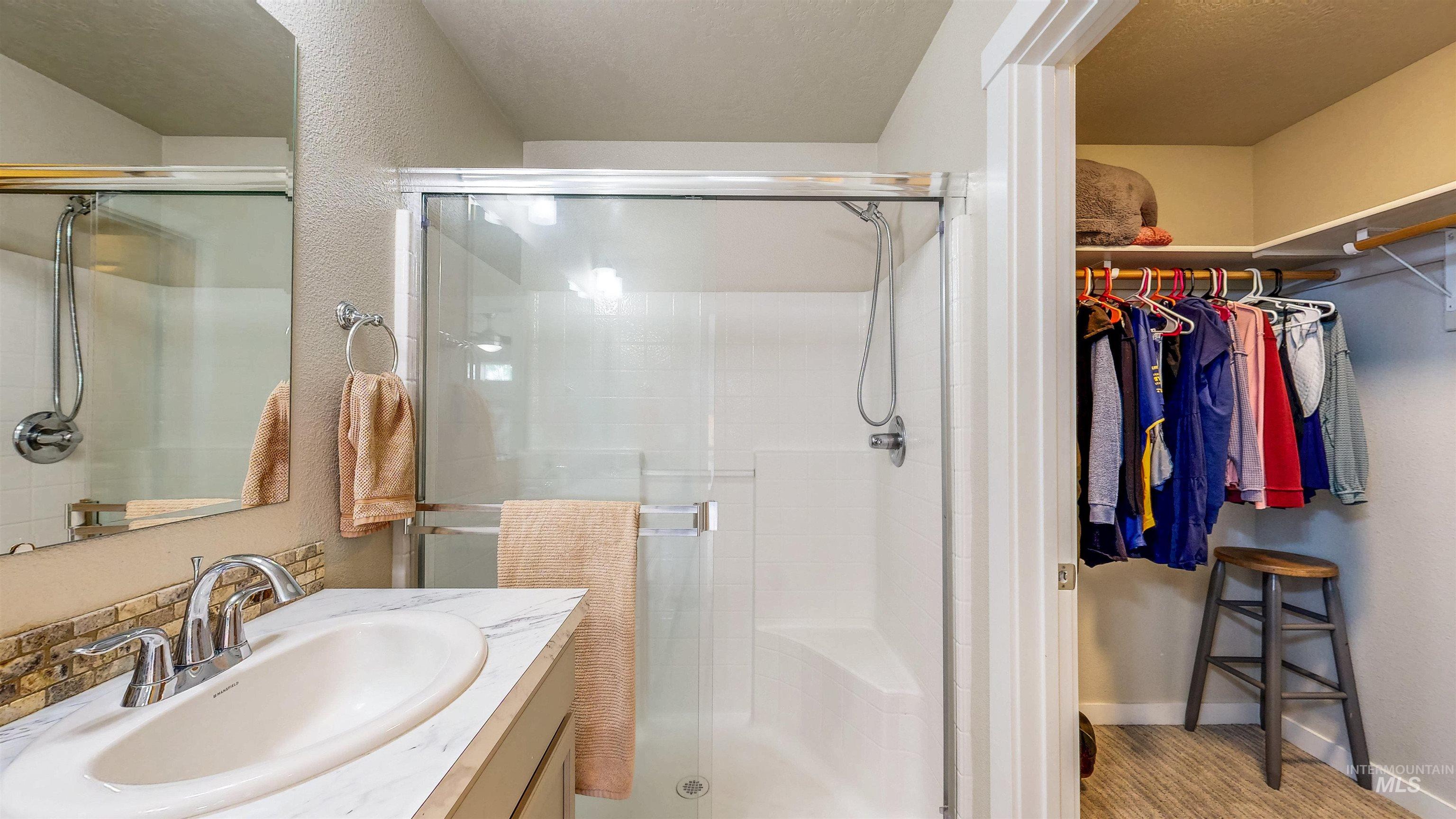 161 S Baraya Way Property Photo 46