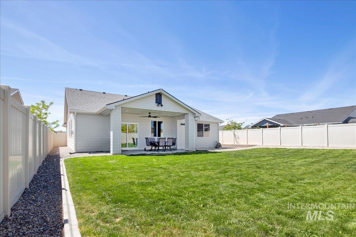 11638 W Quintale Dr. Property Photo 27