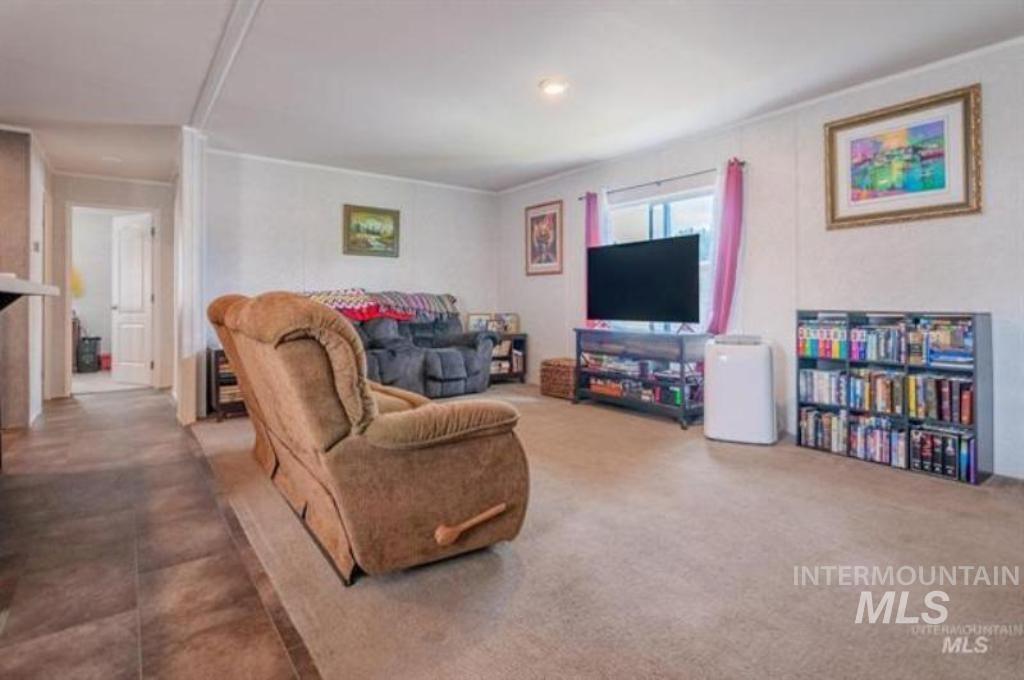 701 Monte Vista Dr Property Photo 3