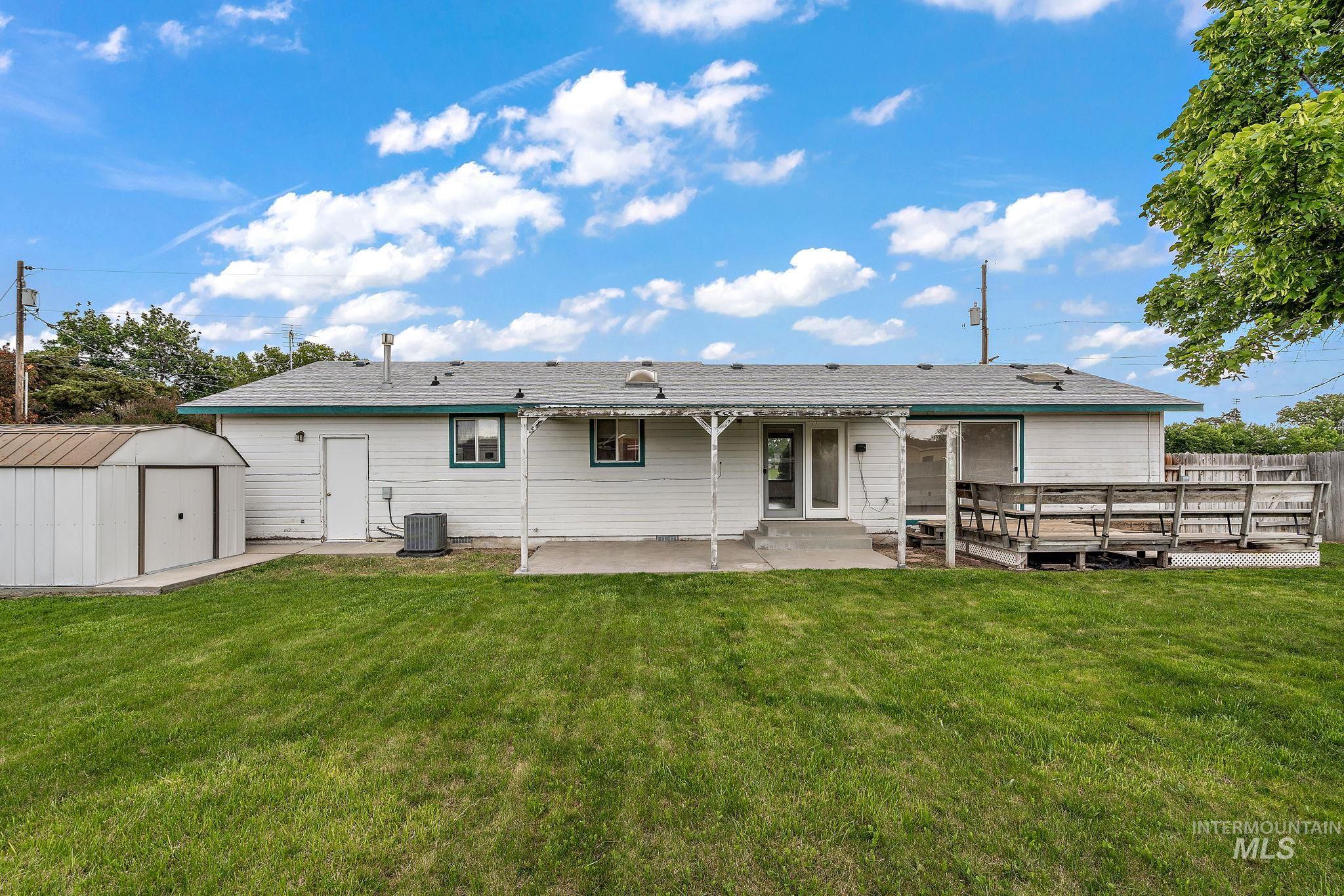 607 S State Property Photo 31