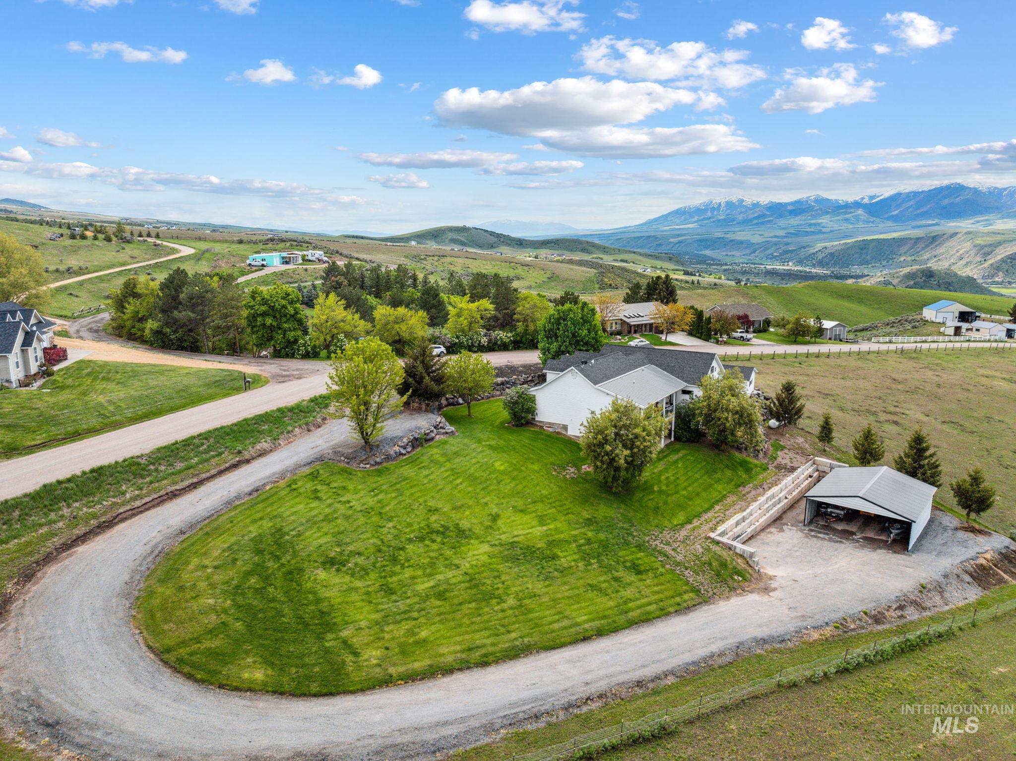 636 E Elaine Property Photo 44