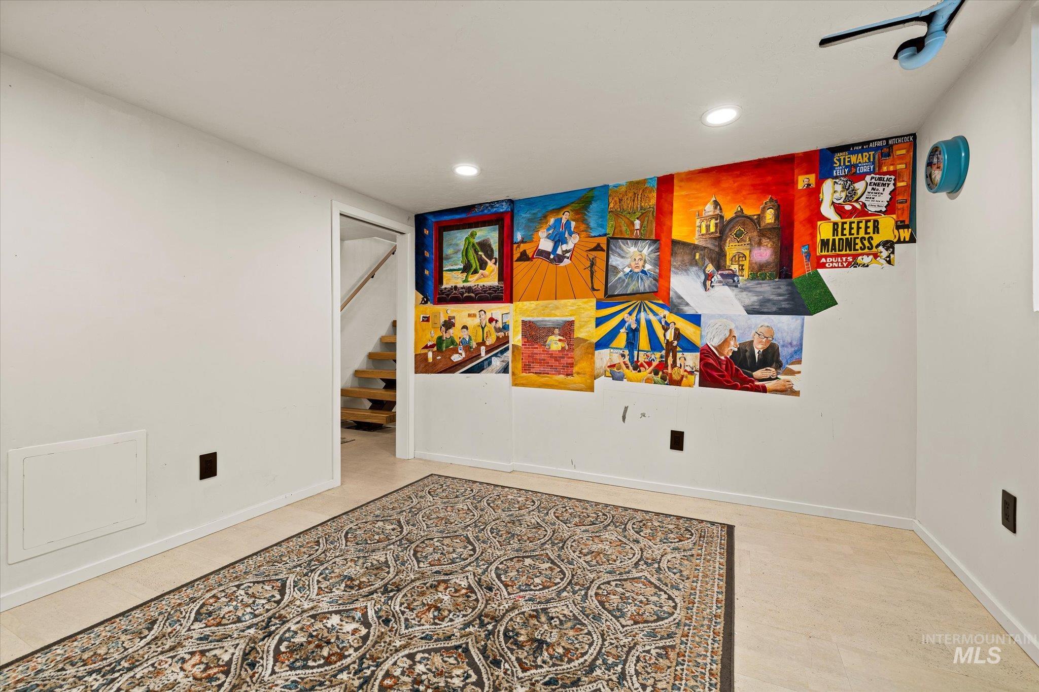 2402 Columbus Property Photo 33