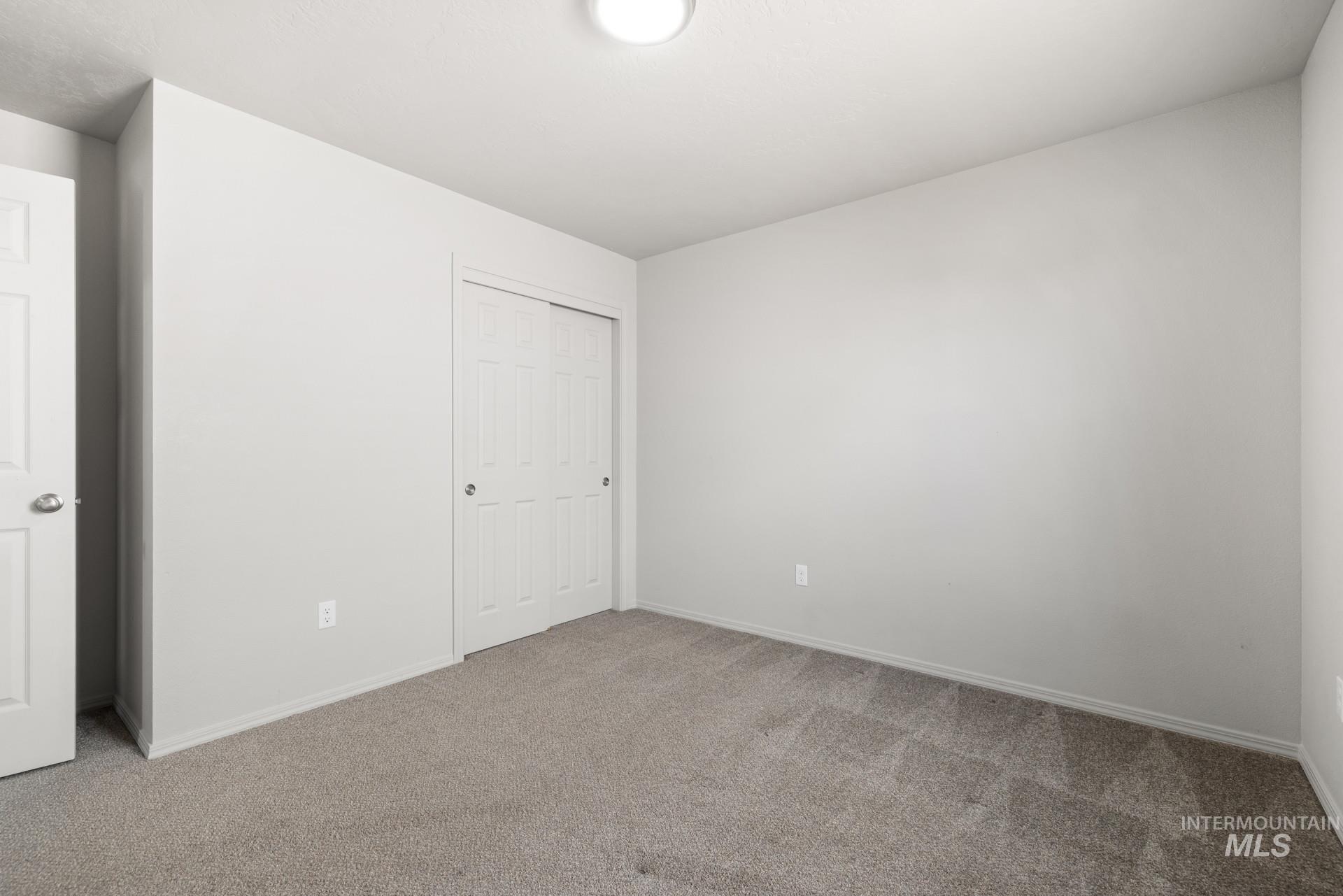 12850 Conner St Property Photo 33